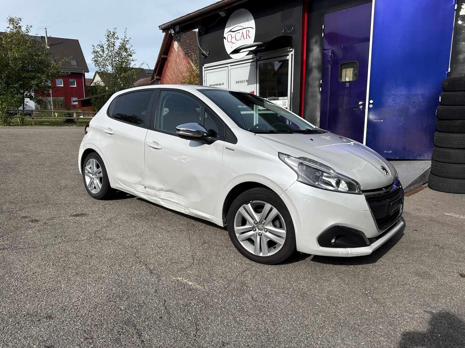 PEUGEOT 208 1.2 PureTech Style