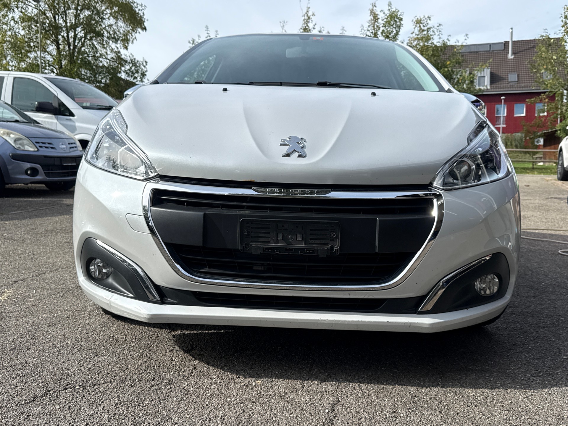 PEUGEOT 208 1.2 PureTech Style-showroom-element-3