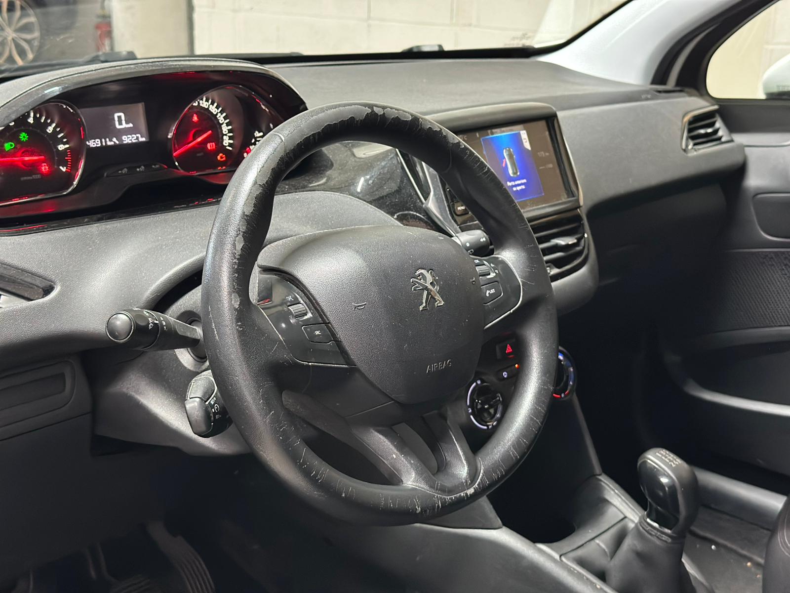 PEUGEOT 208 1.2 VTI Access-image-9