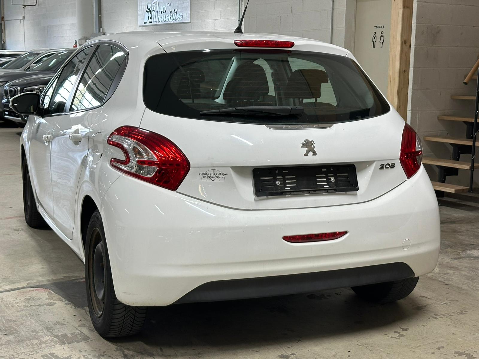 PEUGEOT 208 1.2 VTI Access-image-4