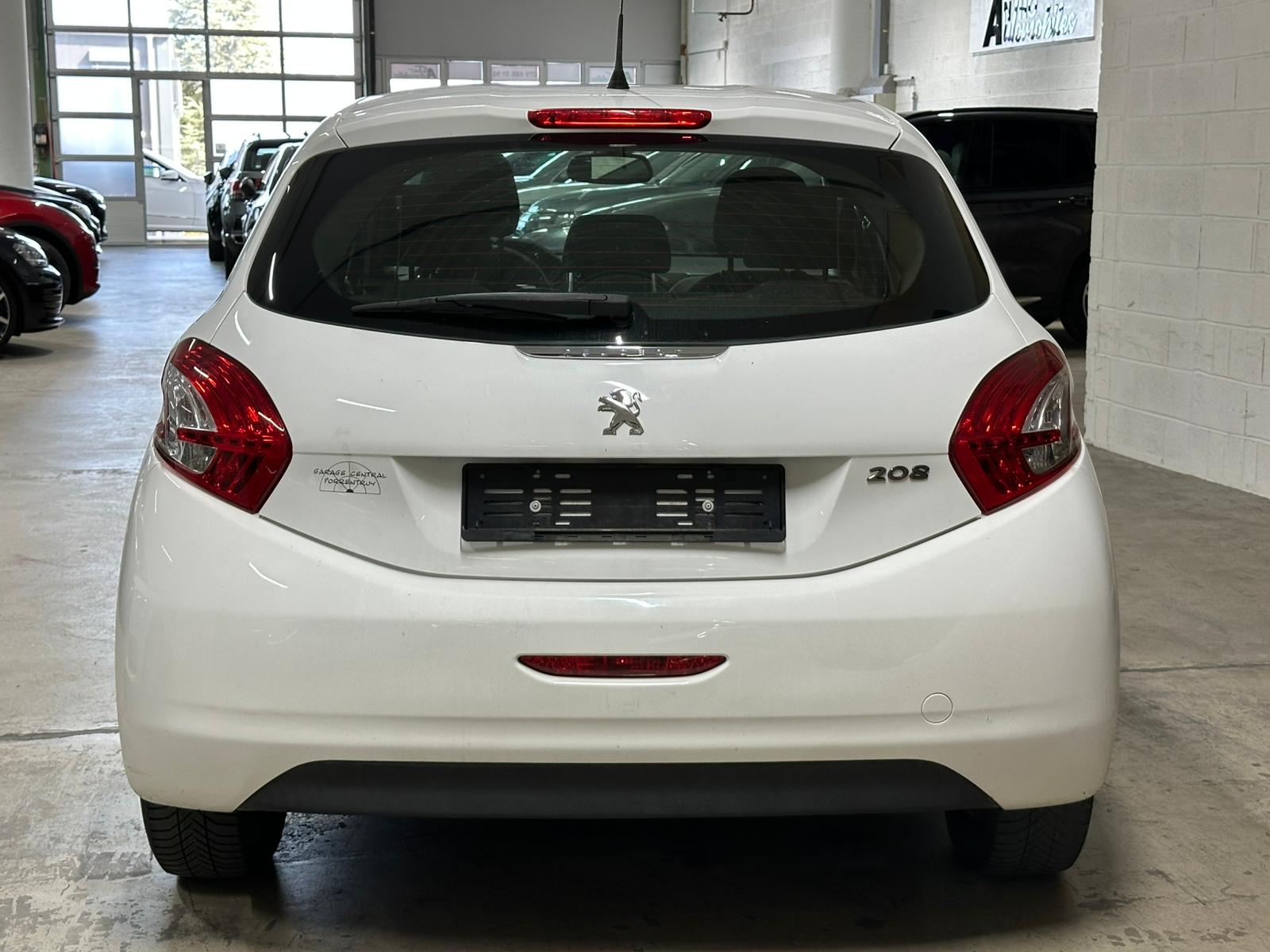 PEUGEOT 208 1.2 VTI Access-image-3