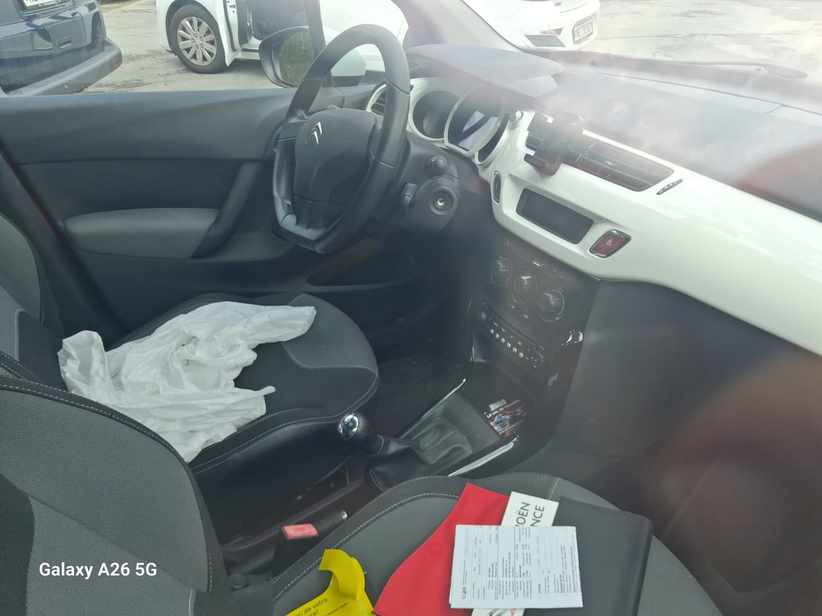 CITROEN C3 1.4i Attraction-image-3