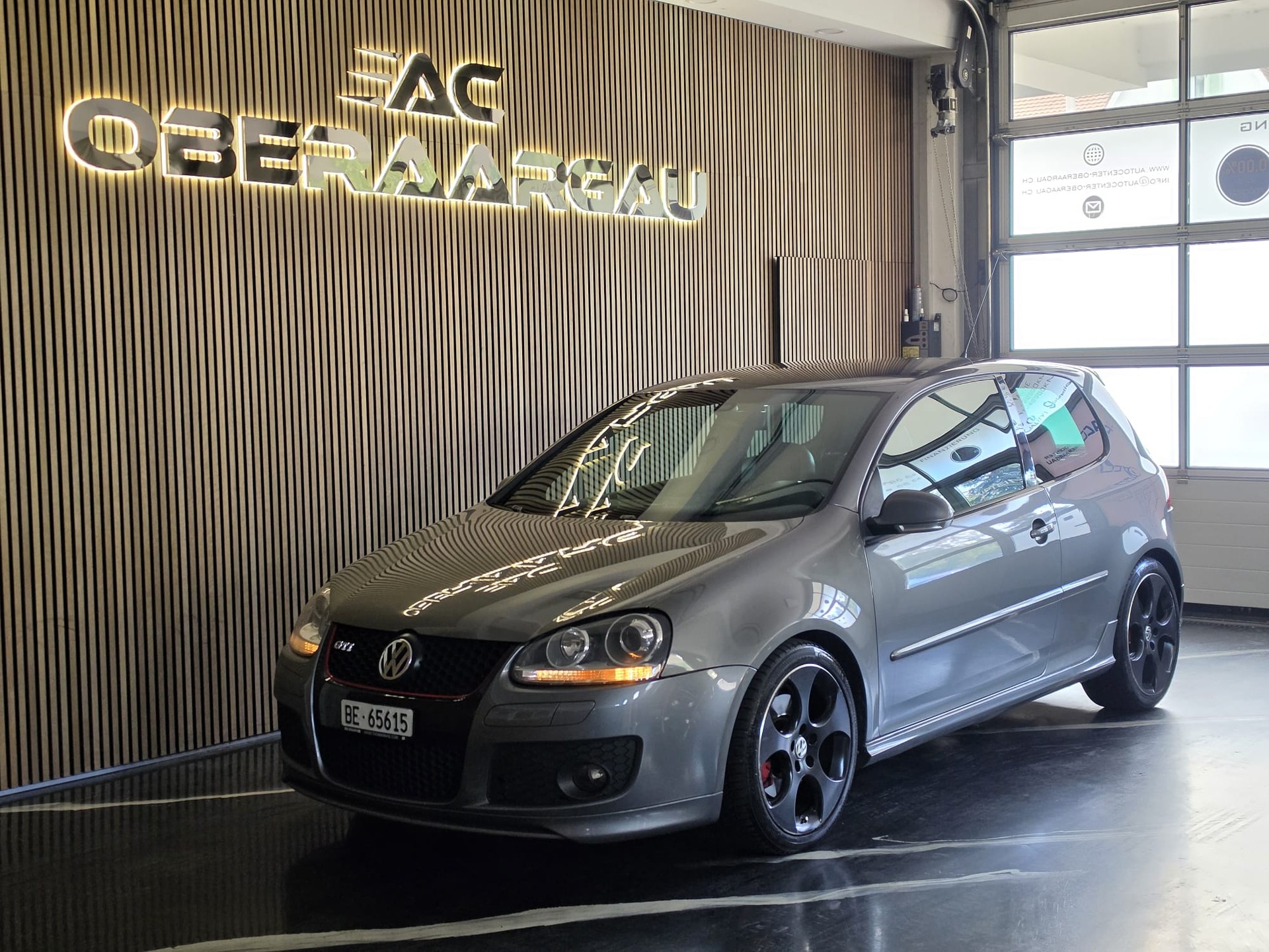 VW Golf 2.0 TFSI GTI Edition 30-image-0