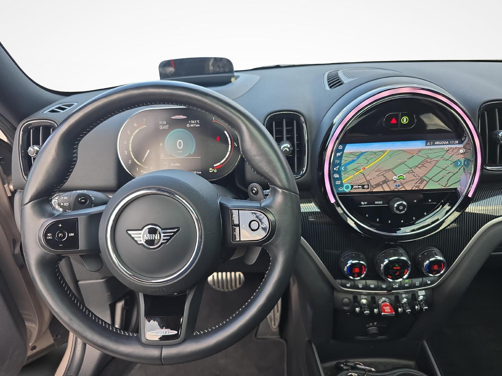 MINI Countryman F60 2.0i John Cooper Works ALL4-image-12