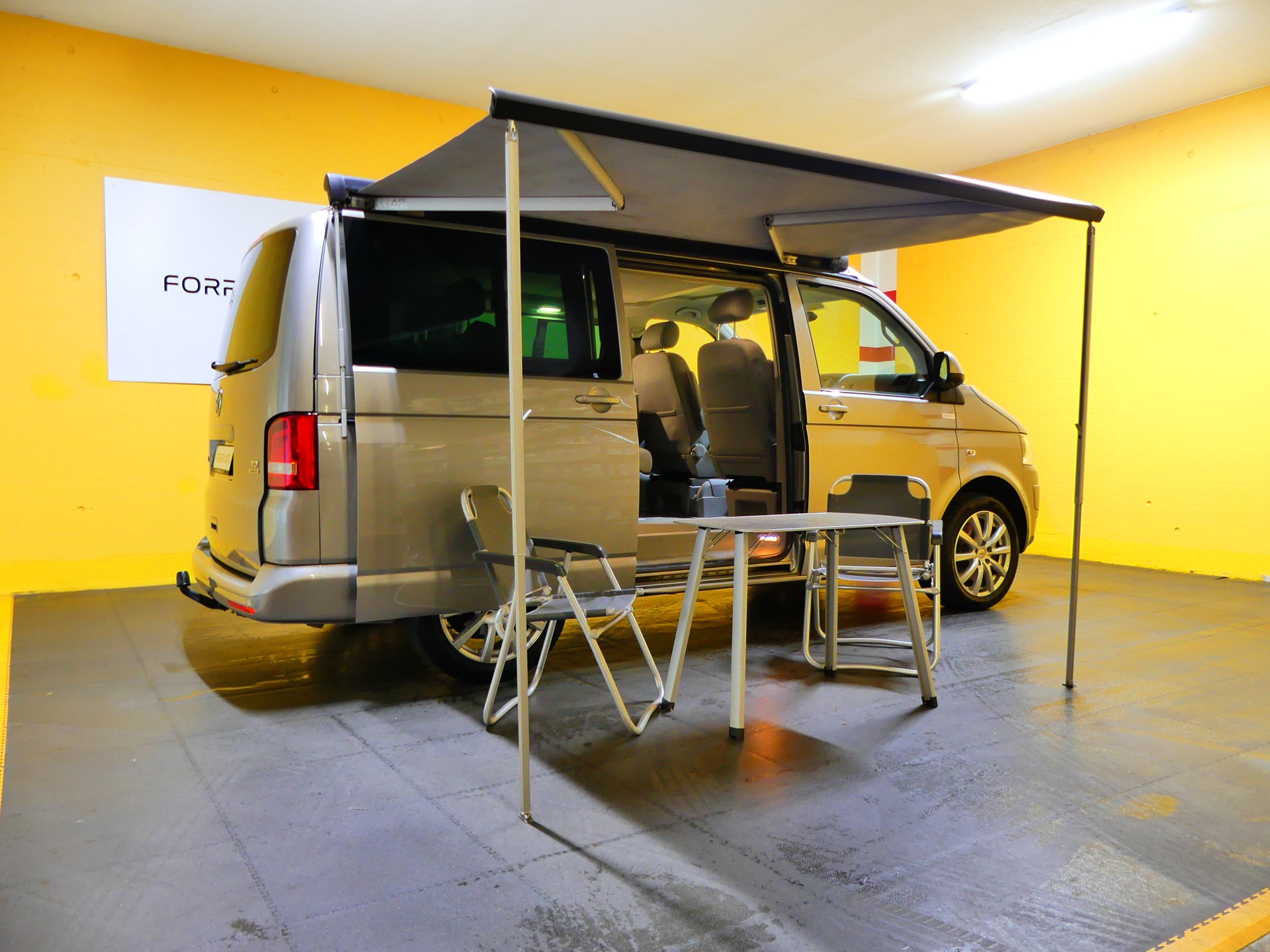 VW T5 California 2.0 TDI Comfortline Travel 4Motion-image-5