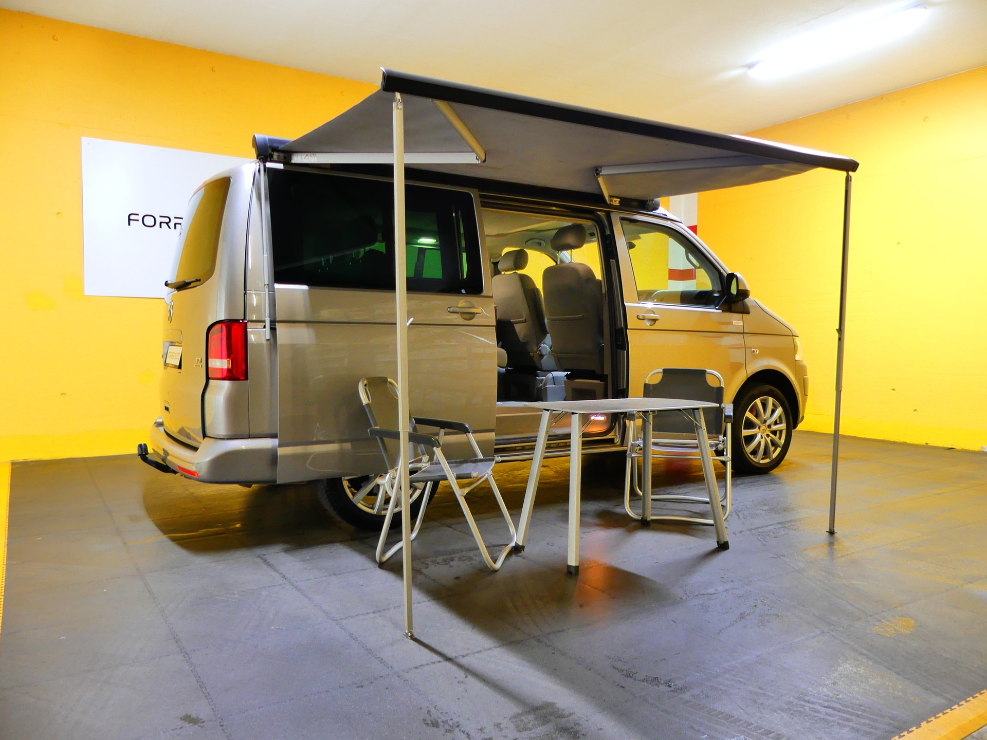 VW T5 California 2.0 TDI Comfortline Travel 4Motion-image-3