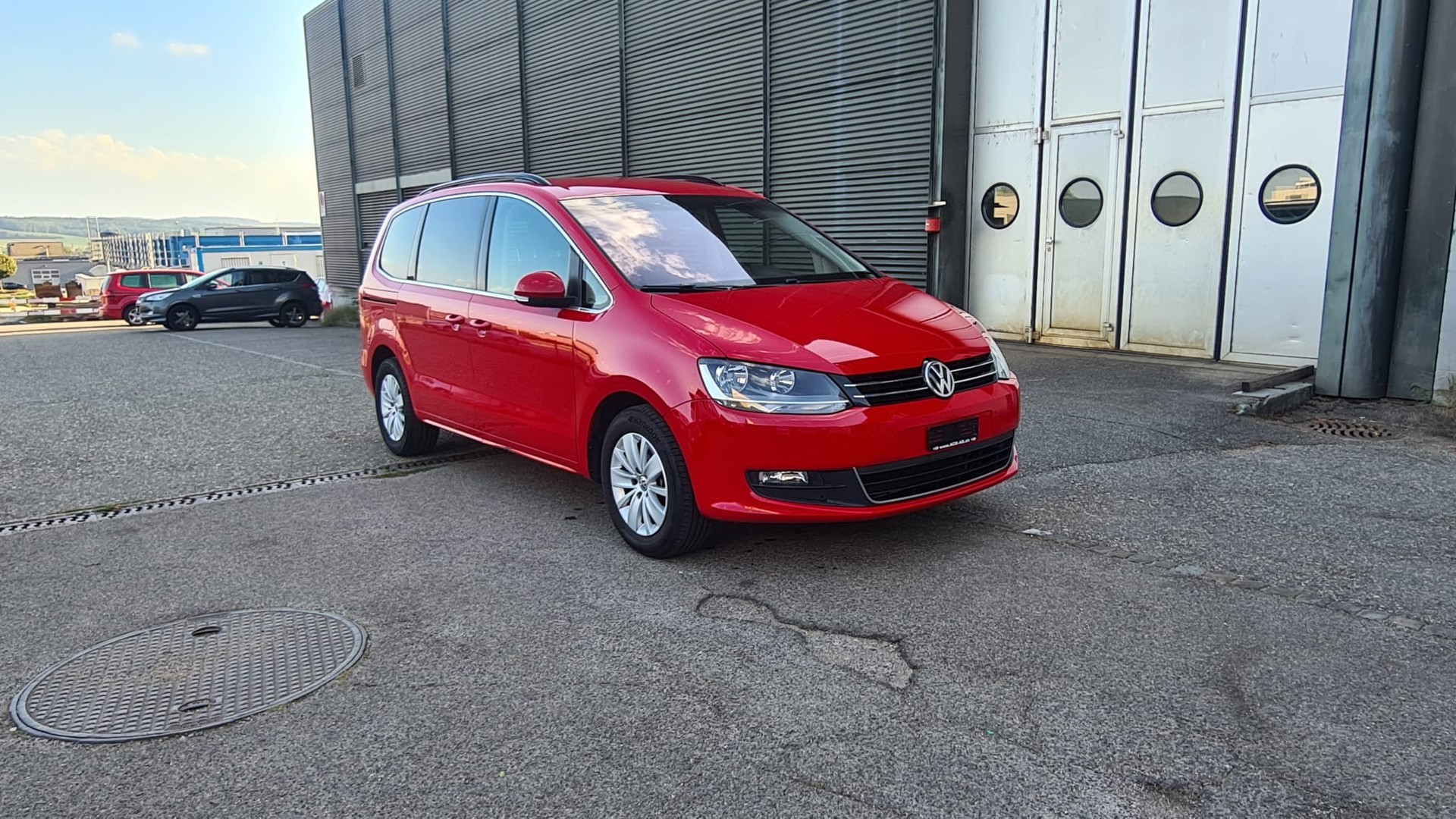 VW Sharan 2.0 TDI BMT Comfortline DSG * Navi * Klima-auto * Tempomat * PDC V&H * AHK 2200Kg * Ab MFK 26.03.2026-image-5
