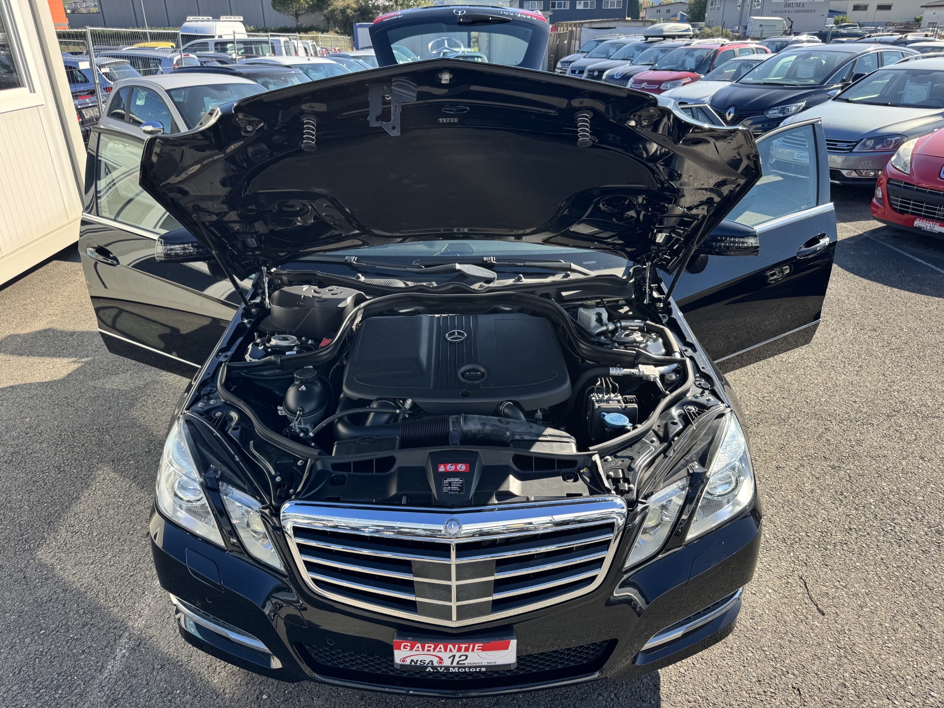 MERCEDES-BENZ E 250 CDI BlueEff. Ed.125 4Matic 7G-Tronic-image-14