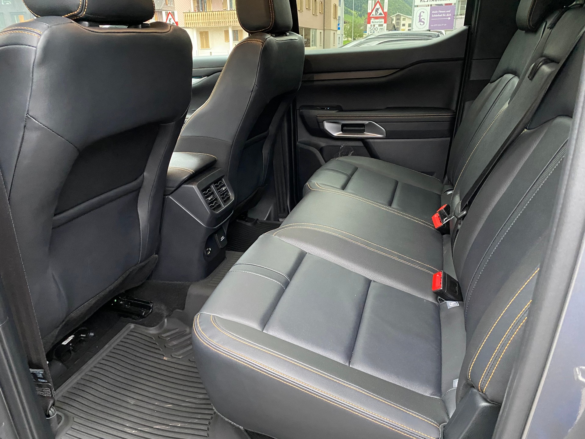 FORD Ranger Wildtrak 3.0 Eco Blue e-4WD Automat-image-8