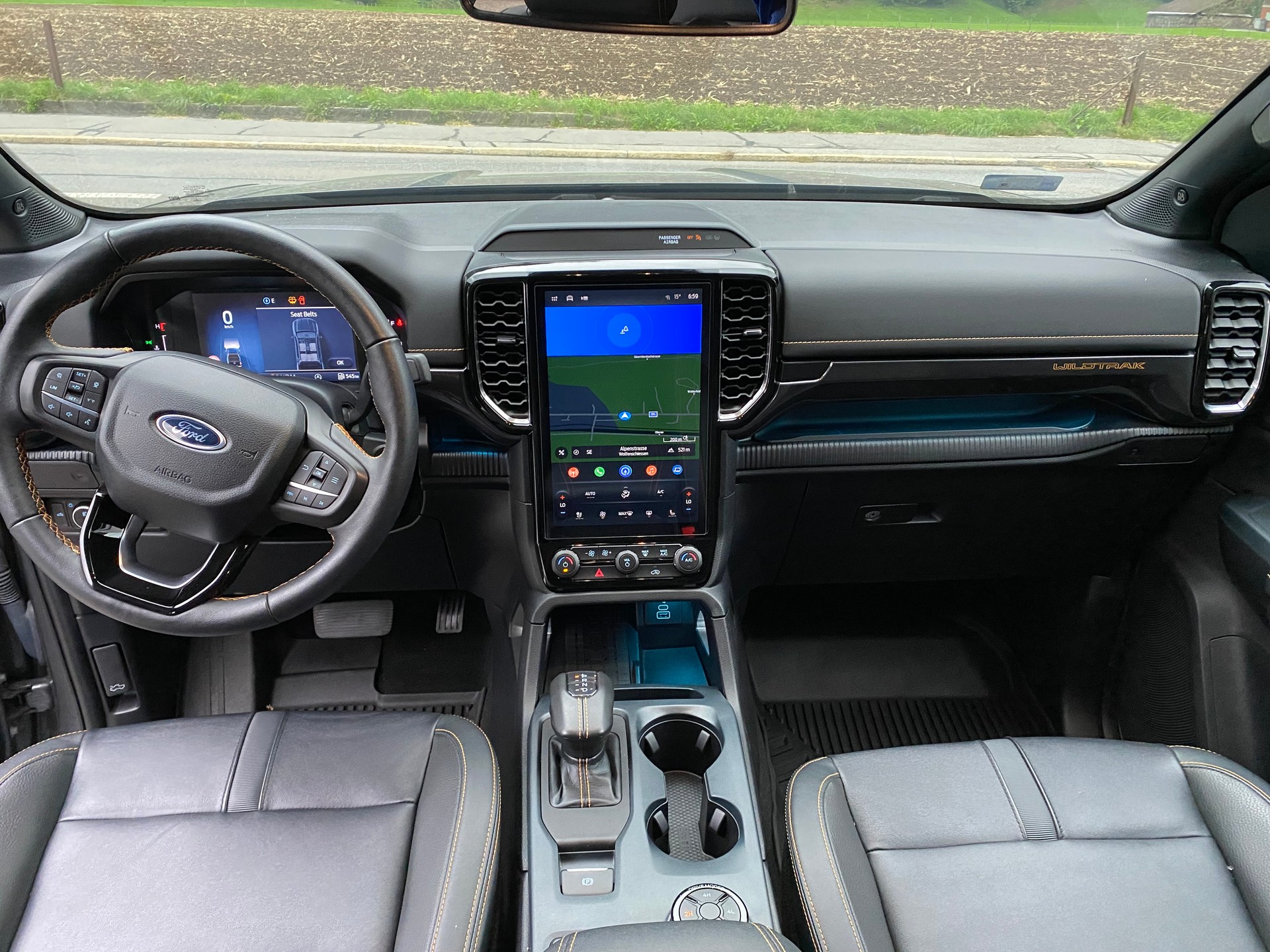 FORD Ranger Wildtrak 3.0 Eco Blue e-4WD Automat-image-3