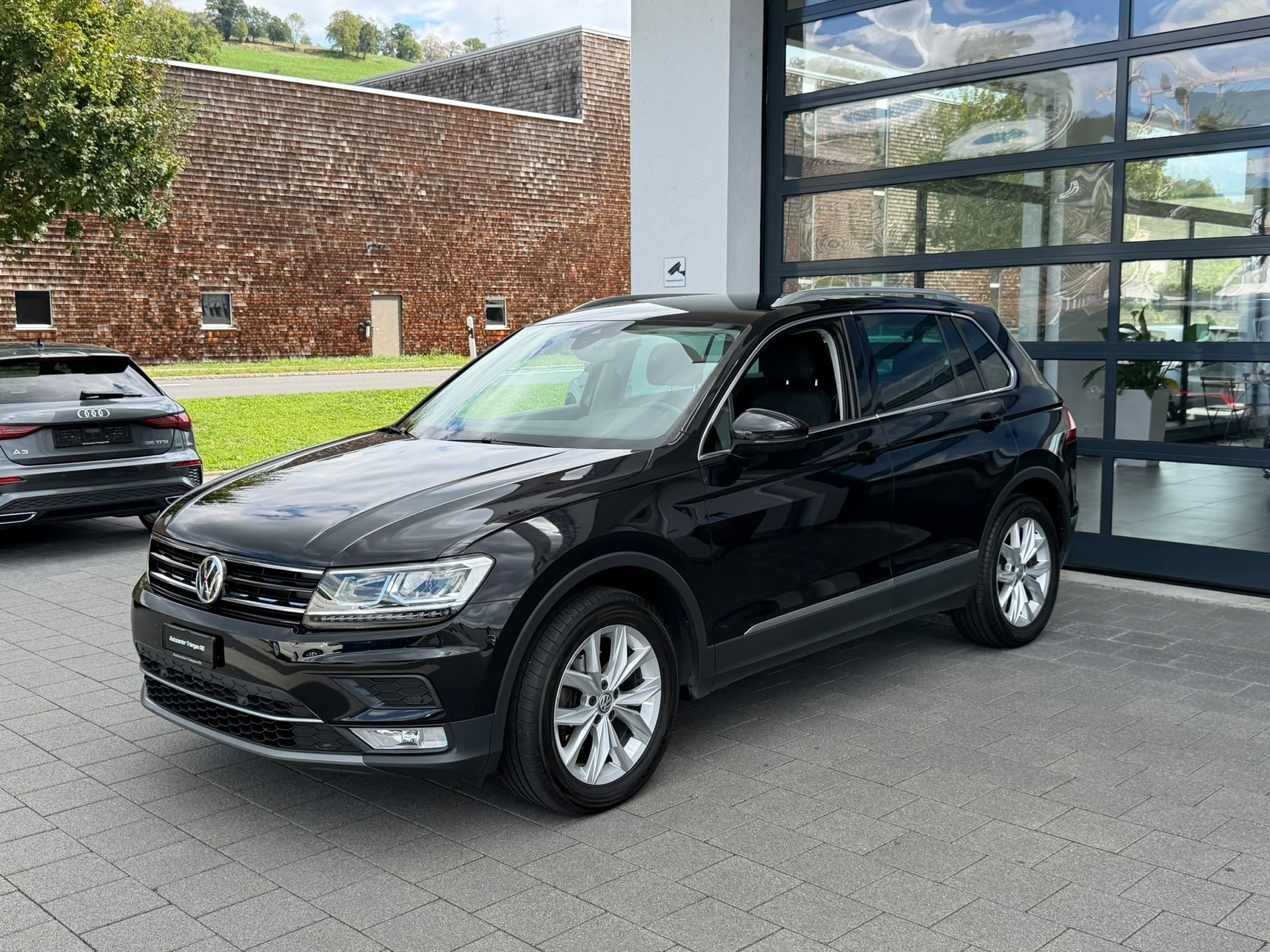 VW Tiguan 2.0 TDI SCR Highline4Motion DSG-image-14