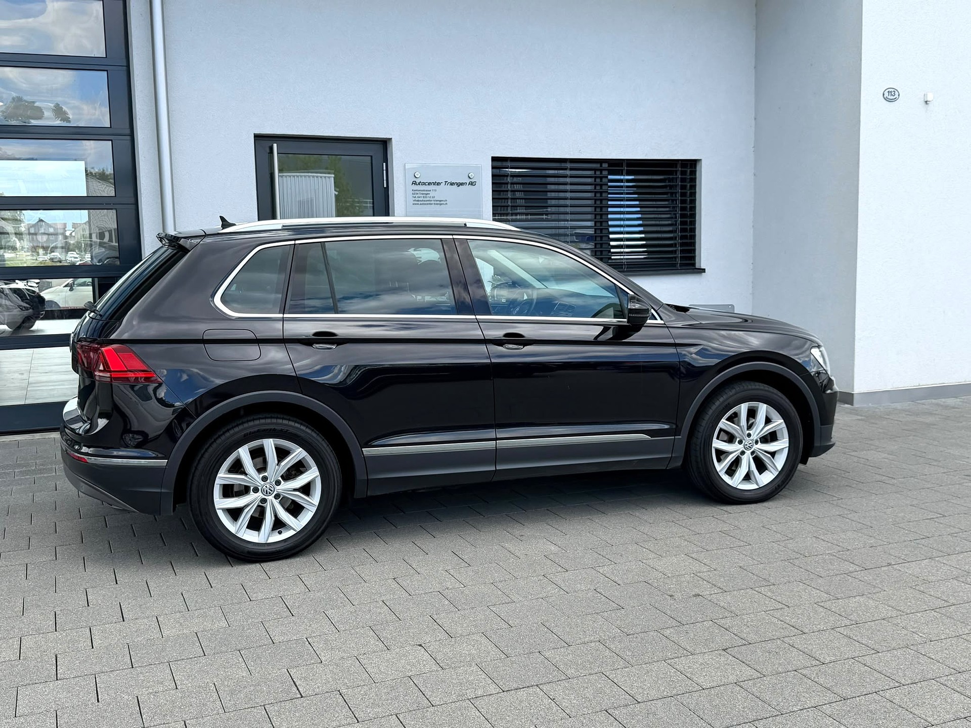 VW Tiguan 2.0 TDI SCR Highline4Motion DSG-image-6
