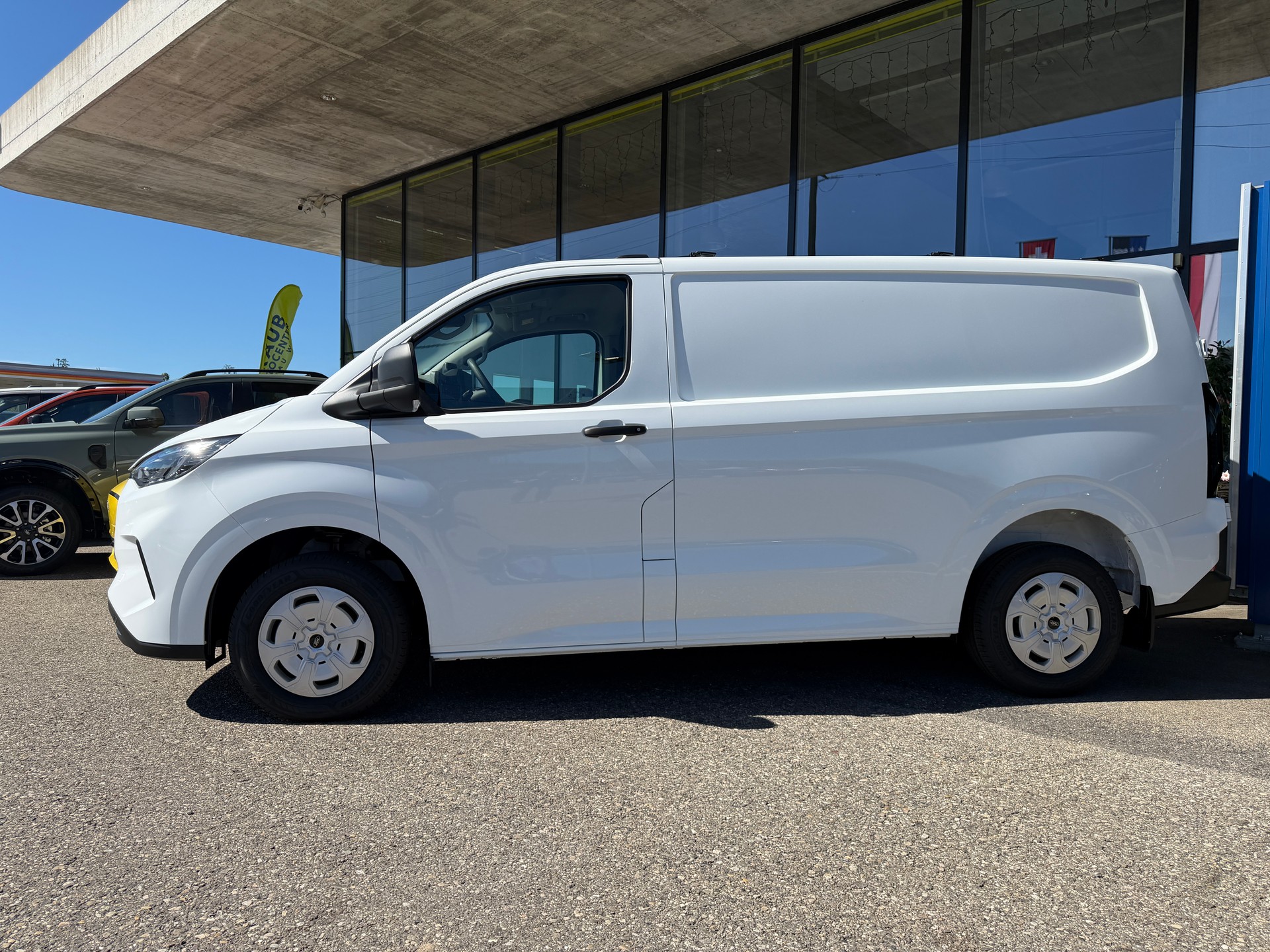 FORD Transit Custom Van 280 L1H1 Trend - SONDERMODELL NETTO MIT 0.0% LEASING möglich - BIS 30.10.2026-image-3