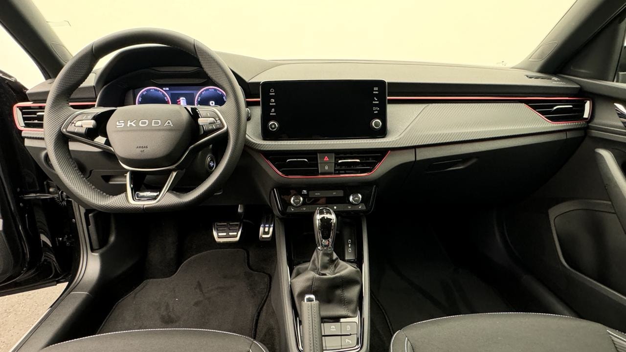 SKODA Kamiq 1.5 TSI Monte Carlo DSG-image-5
