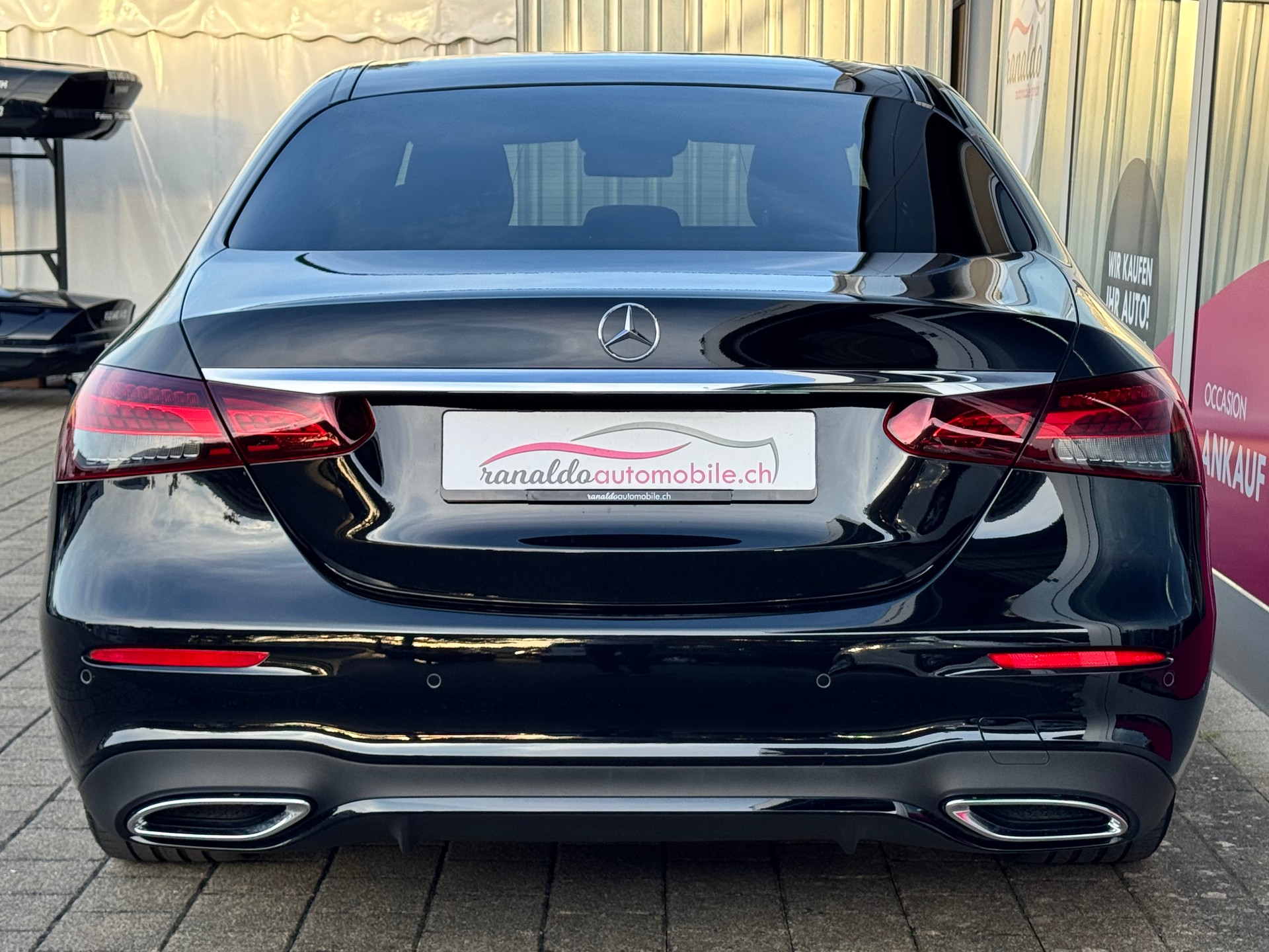 MERCEDES-BENZ E 220 d 4x4 AMG Line+Aut+LED Scheinwerfer+Navi+Panorama+ACC+Memory+Soundsystem+Head-Up Display+360°Kamera+Gratis-Service+-image-6