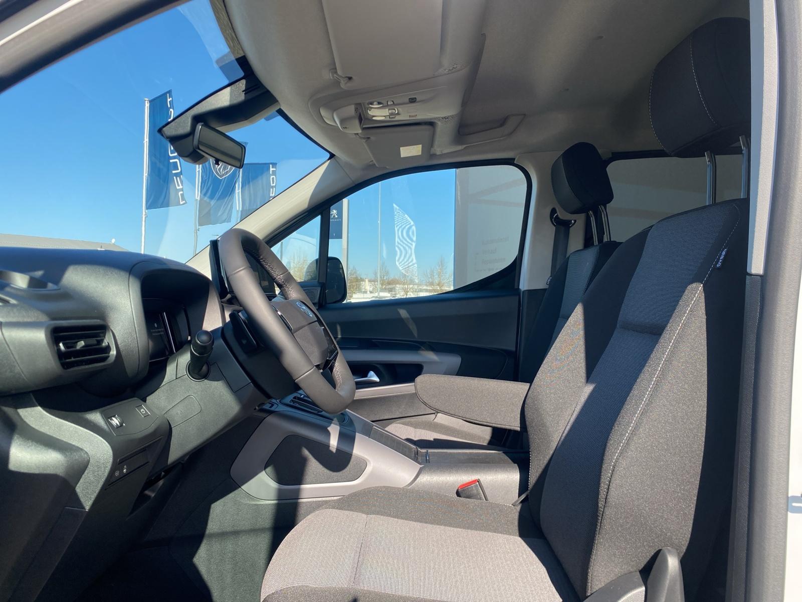TOYOTA Proace City Verso L2 1.5 HDi 130 Trend-image-8