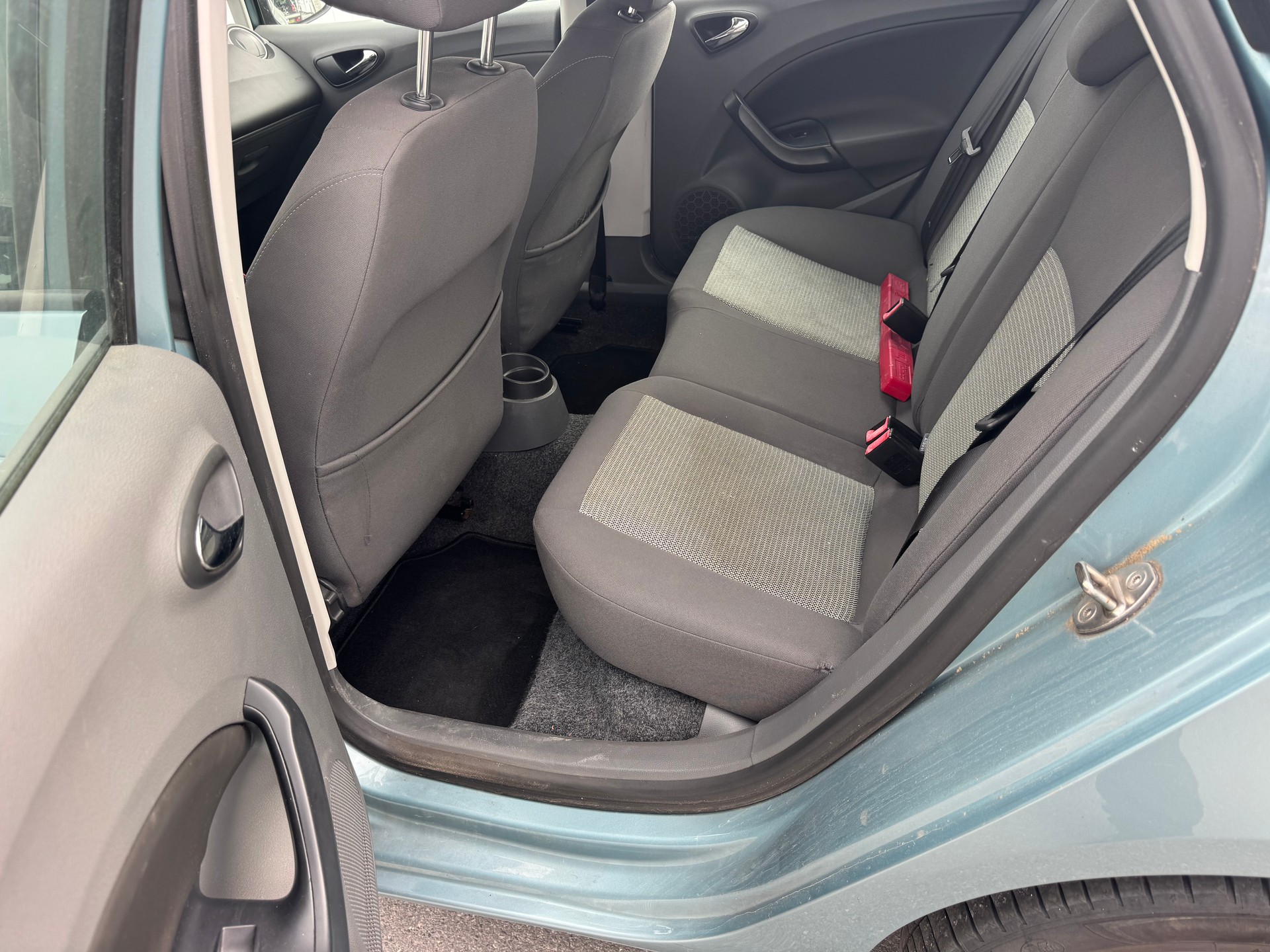 SEAT Ibiza 1.4 Sport-image-5