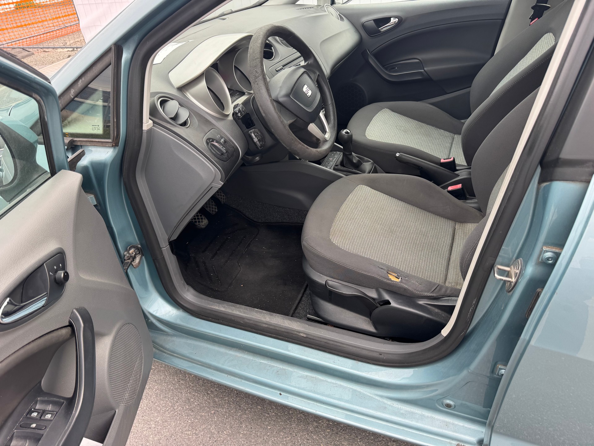 SEAT Ibiza 1.4 Sport-image-6