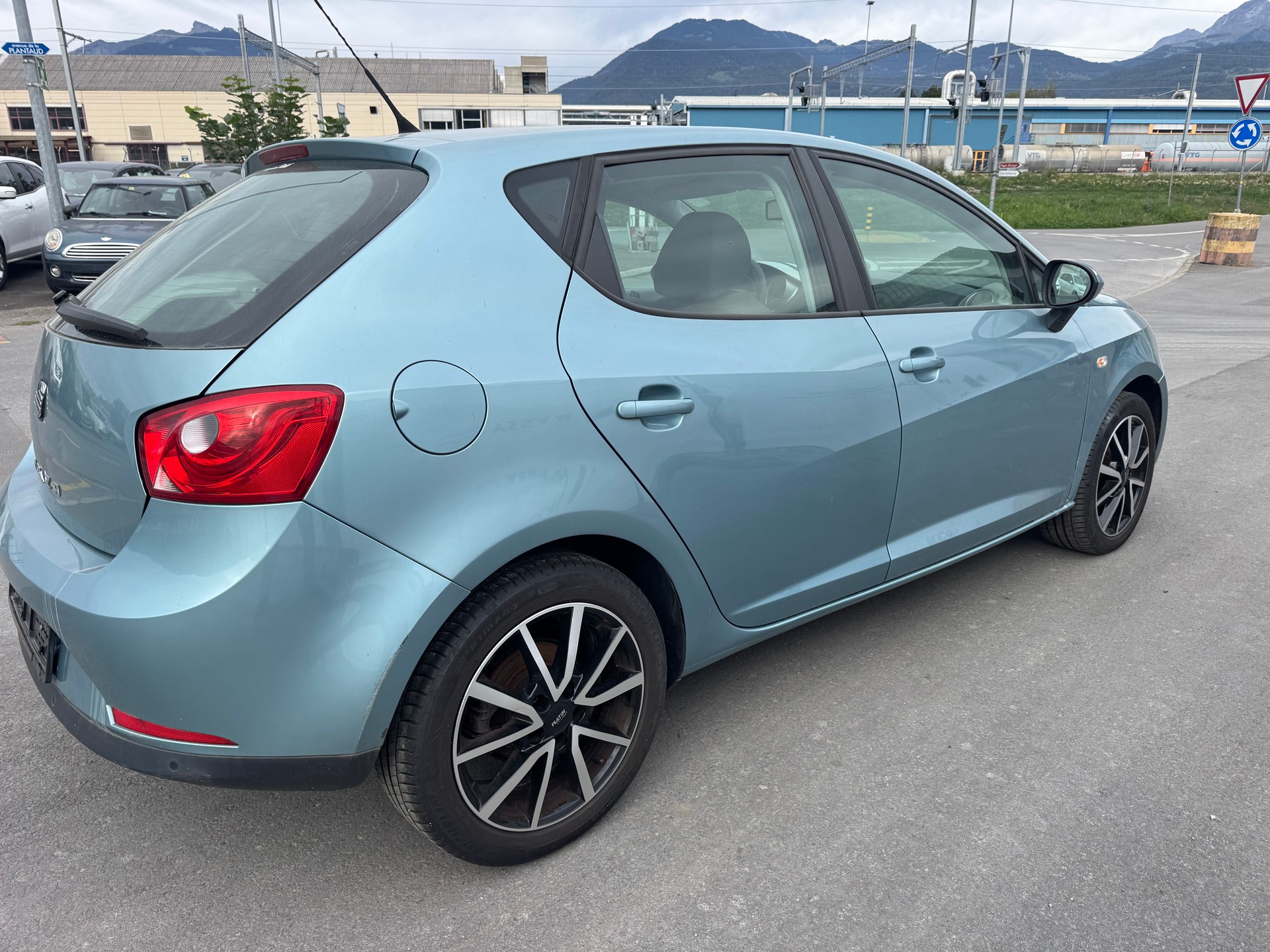 SEAT Ibiza 1.4 Sport-image-2