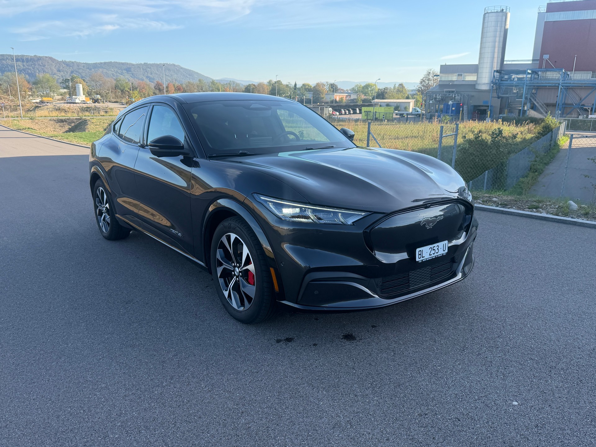 FORD Mustang MACH-E AWD 91 kWh-image-9