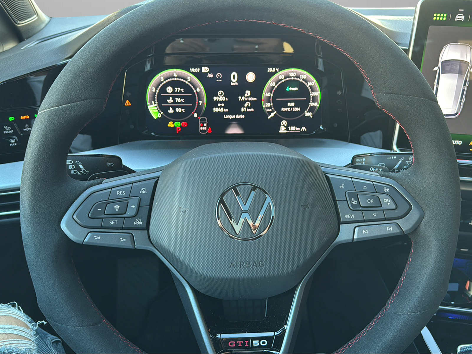 VW Golf 2.0 TSI GTI Edition 50 DSG-image-13