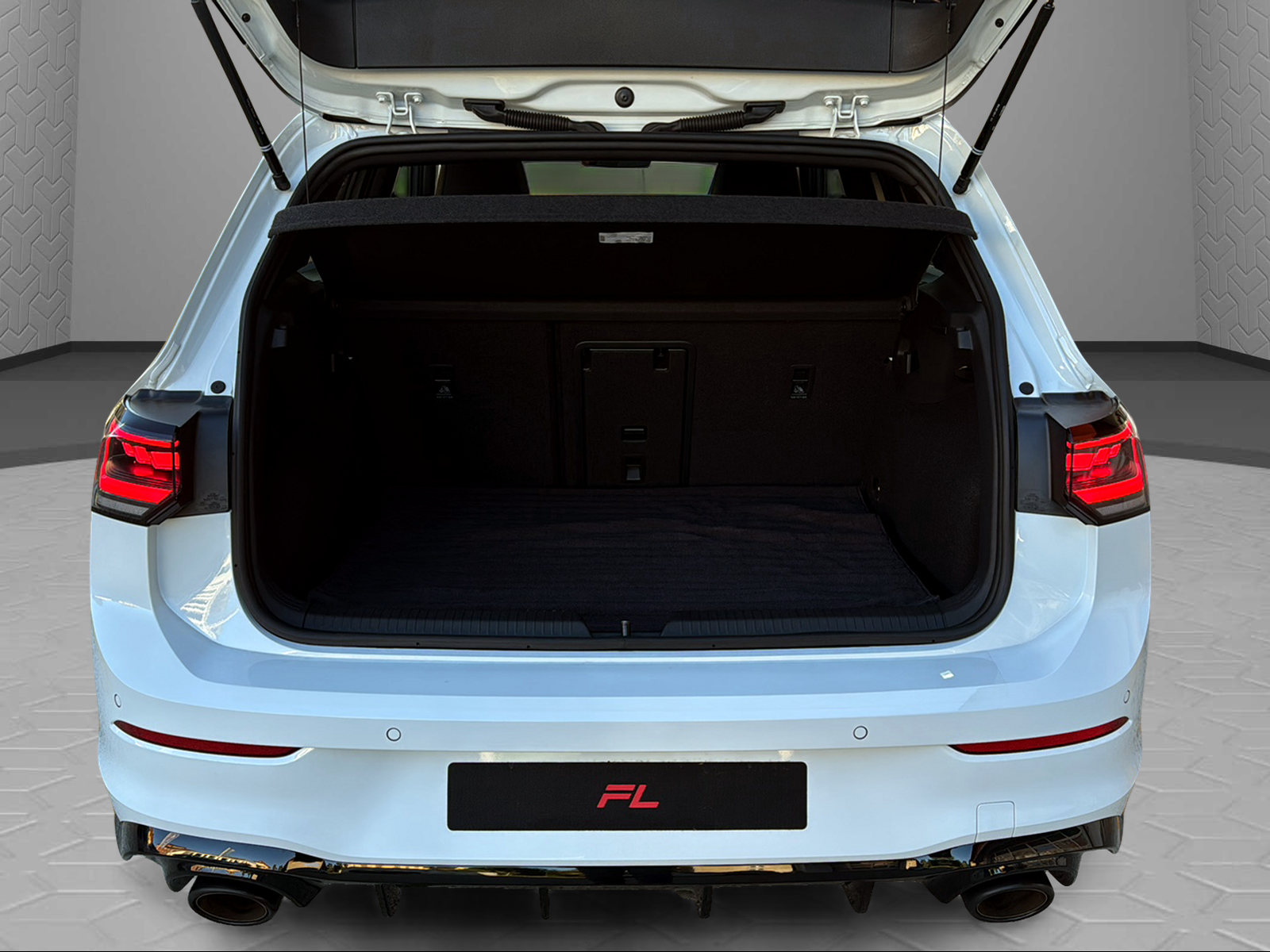 VW Golf 2.0 TSI GTI Edition 50 DSG-image-9