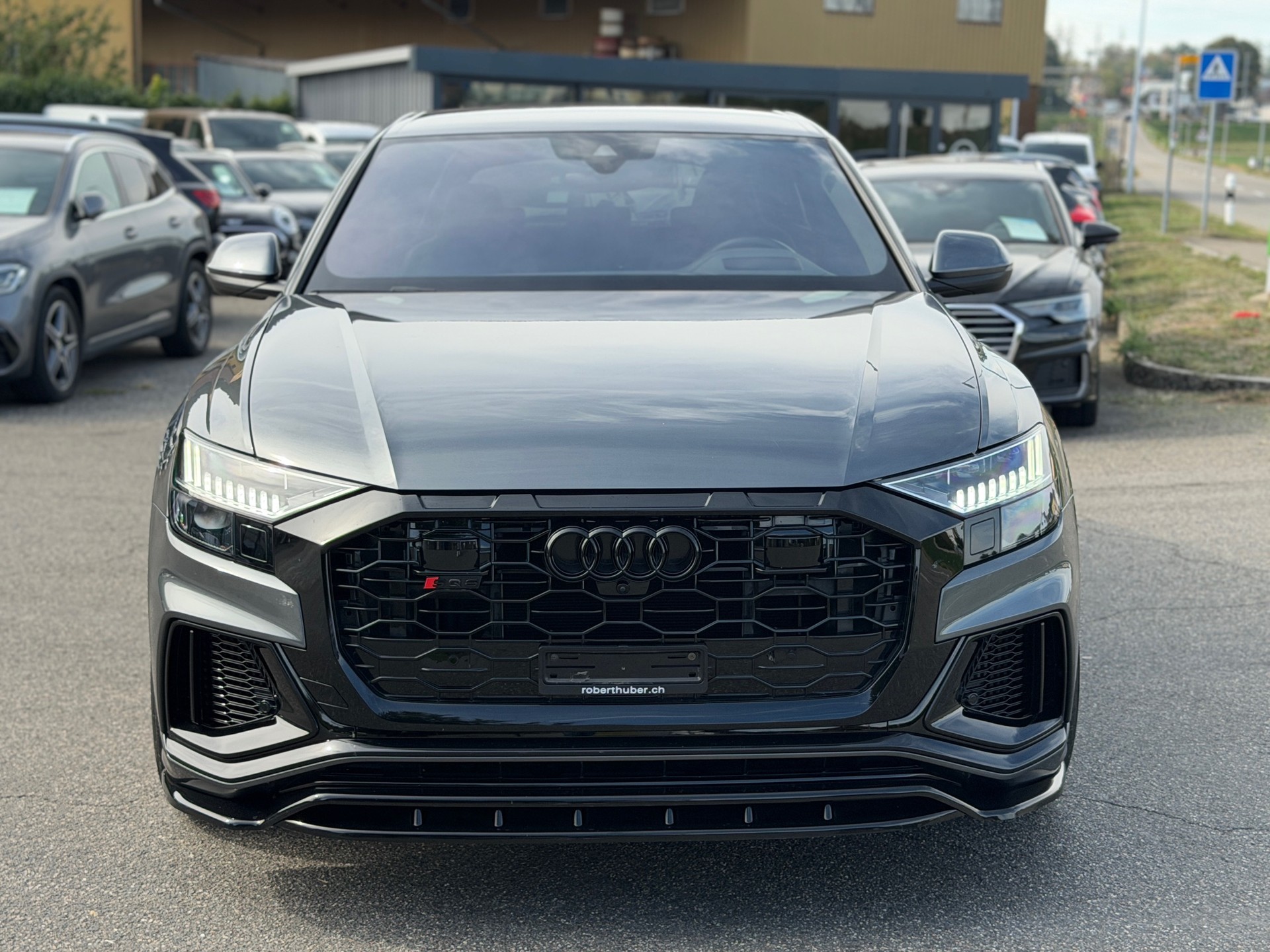 AUDI Q8 55 TFSI quattro tiptronic-image-1