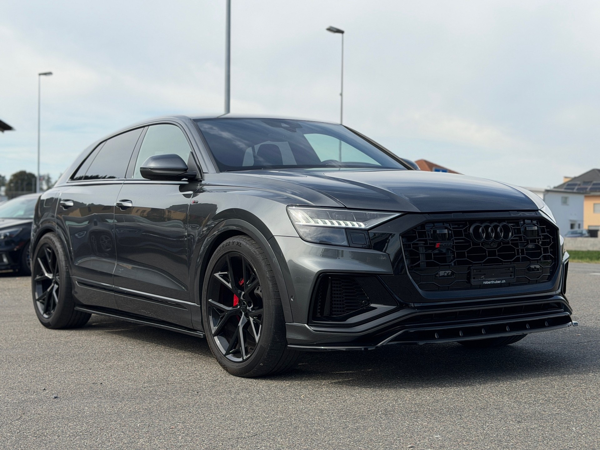 AUDI Q8 55 TFSI quattro tiptronic-image-2