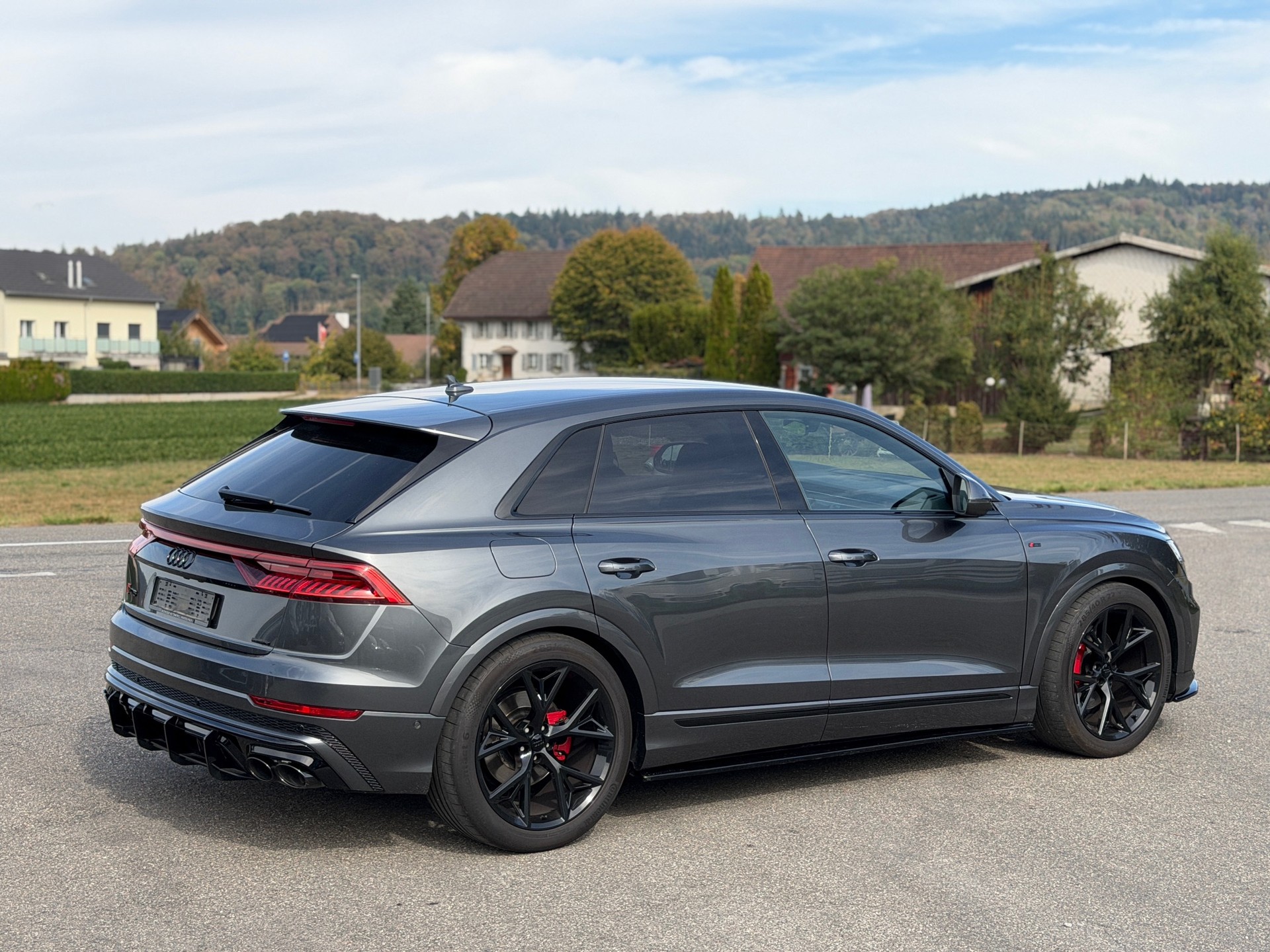 AUDI Q8 55 TFSI quattro tiptronic-image-13