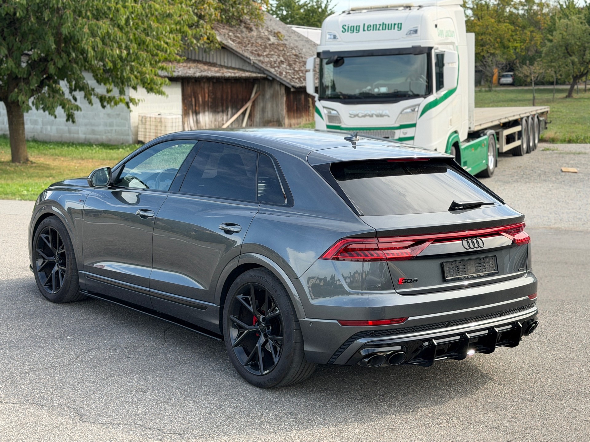 AUDI Q8 55 TFSI quattro tiptronic-image-14