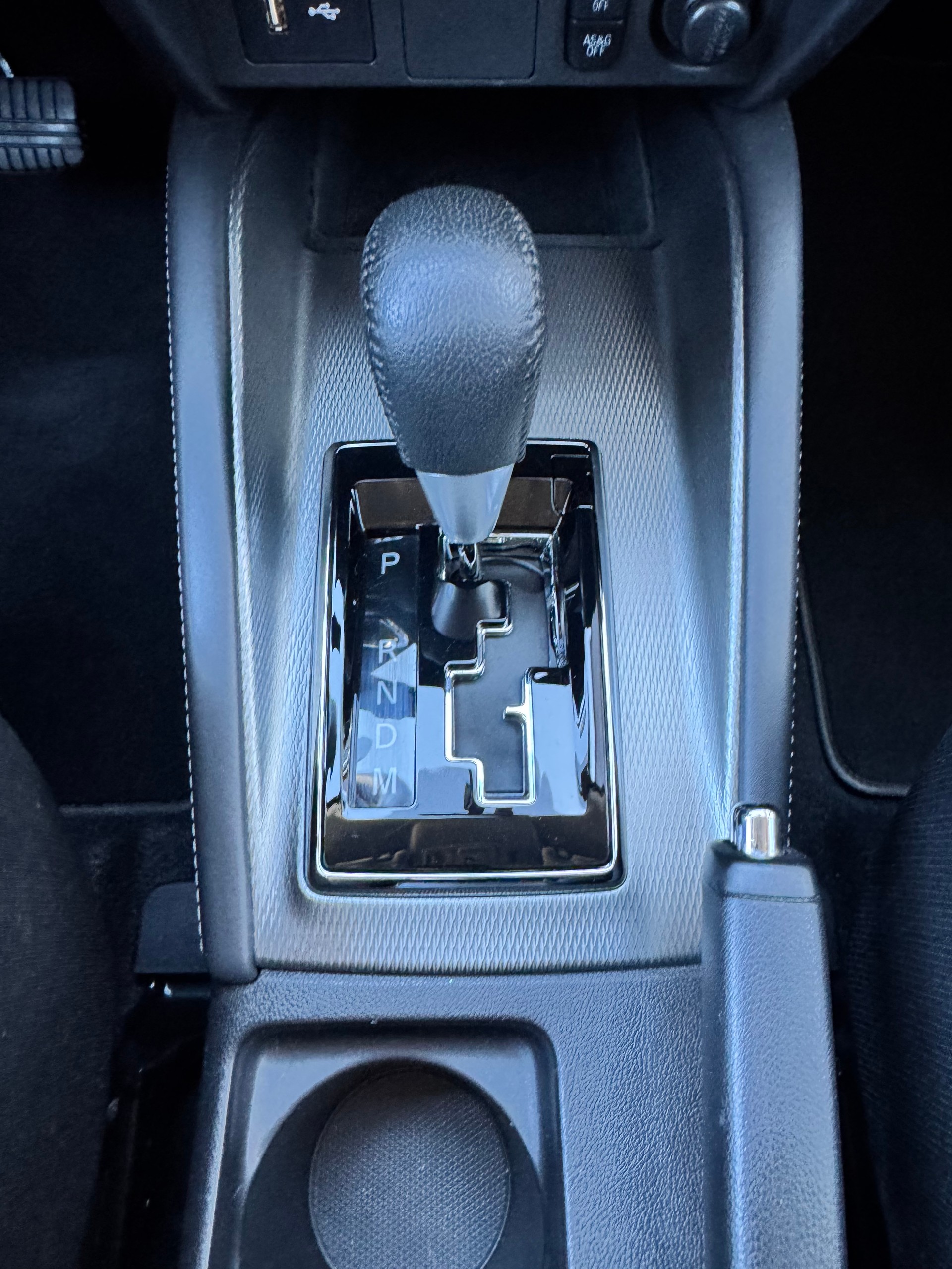 MITSUBISHI ASX 2.0 MIVEC Value 4WD Automat-image-17