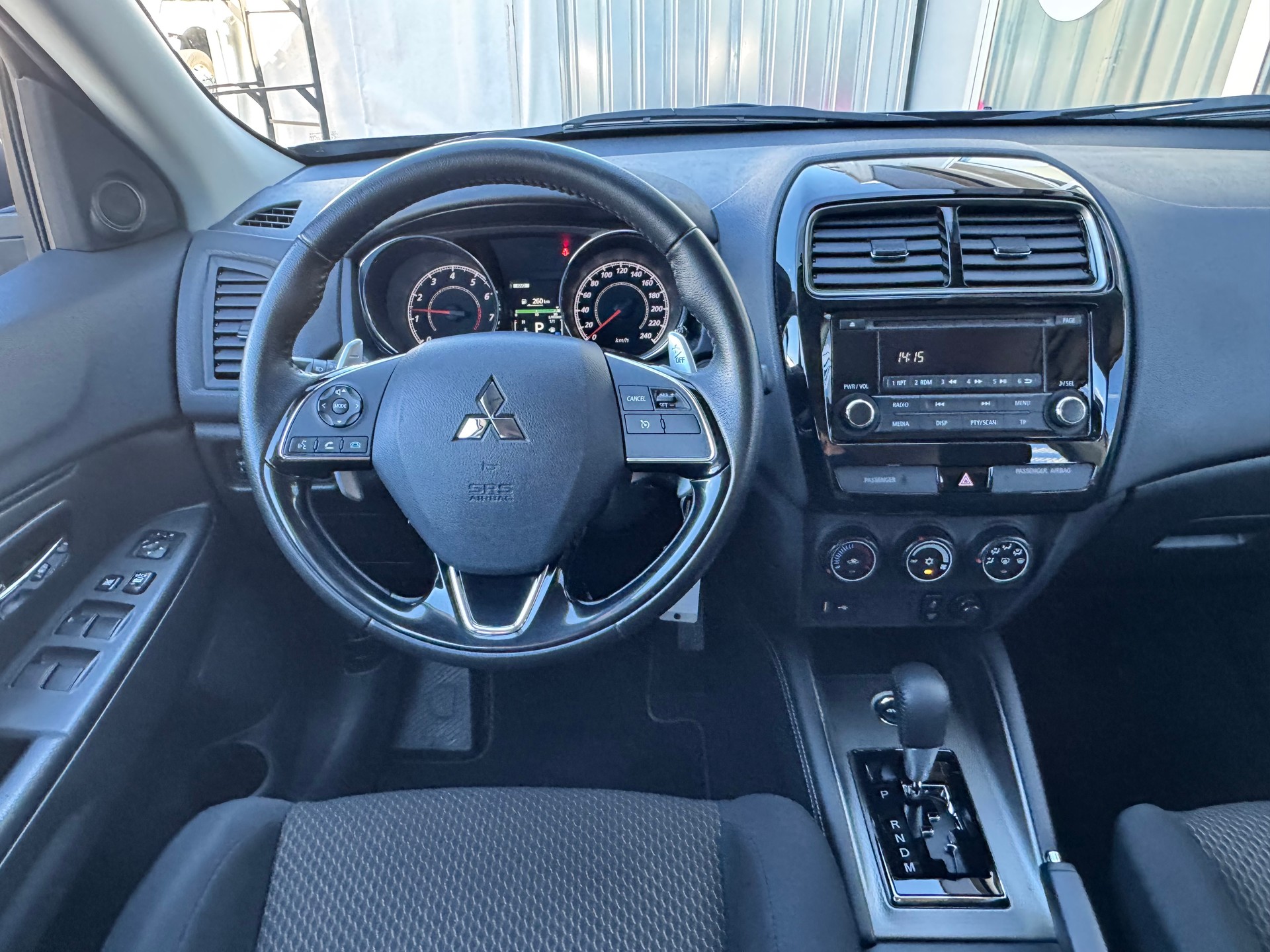 MITSUBISHI ASX 2.0 MIVEC Value 4WD Automat-image-13