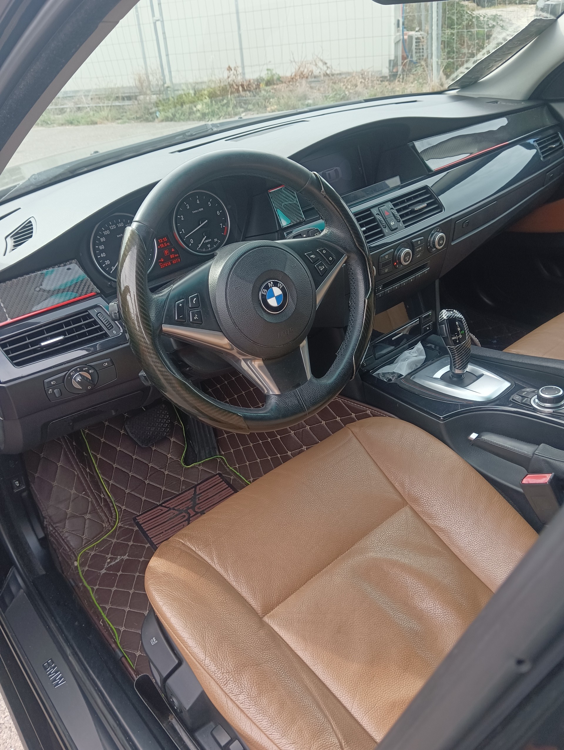 BMW 525xi Steptronic-image-5