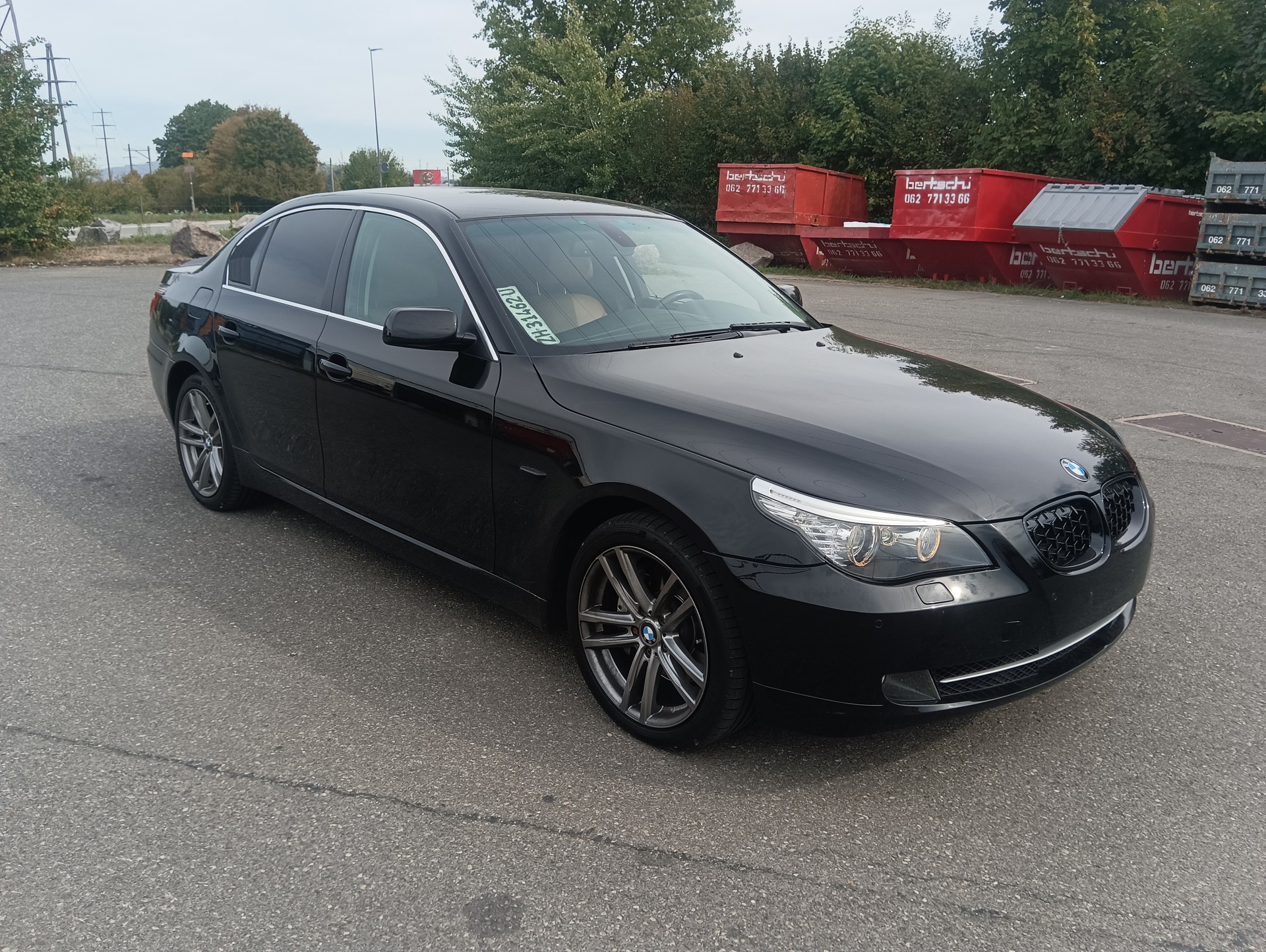 BMW 525xi Steptronic-image-1