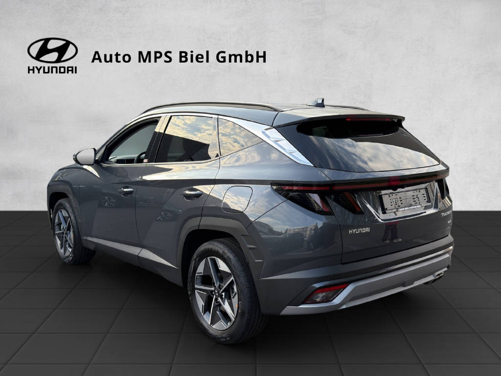 HYUNDAI Tucson 1.6 T-GDi Amplia 4WD-image-3