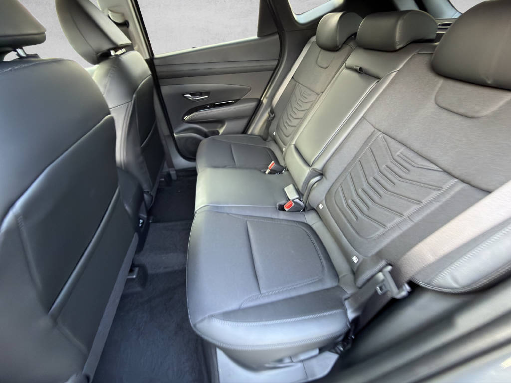 HYUNDAI Tucson 1.6 T-GDi Amplia 4WD-image-6
