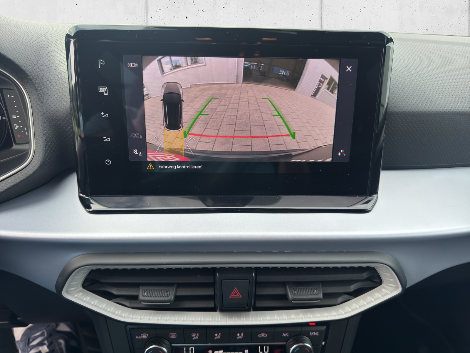 SEAT Arona 1.0 TSI Eco Hola FR DSG-image-12