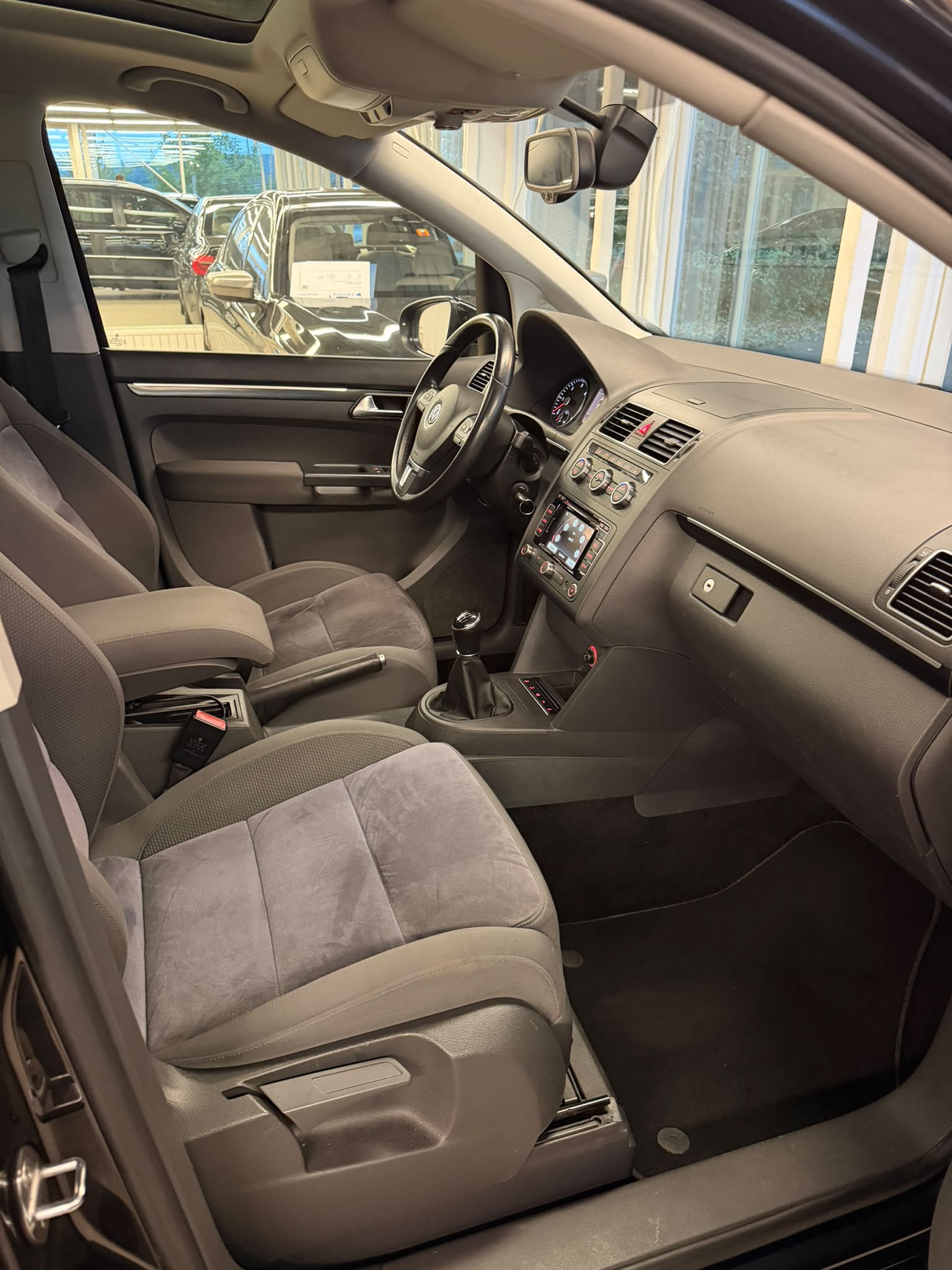 VW Touran 2.0 TDI BlueMotion Technology Comfortline-image-7