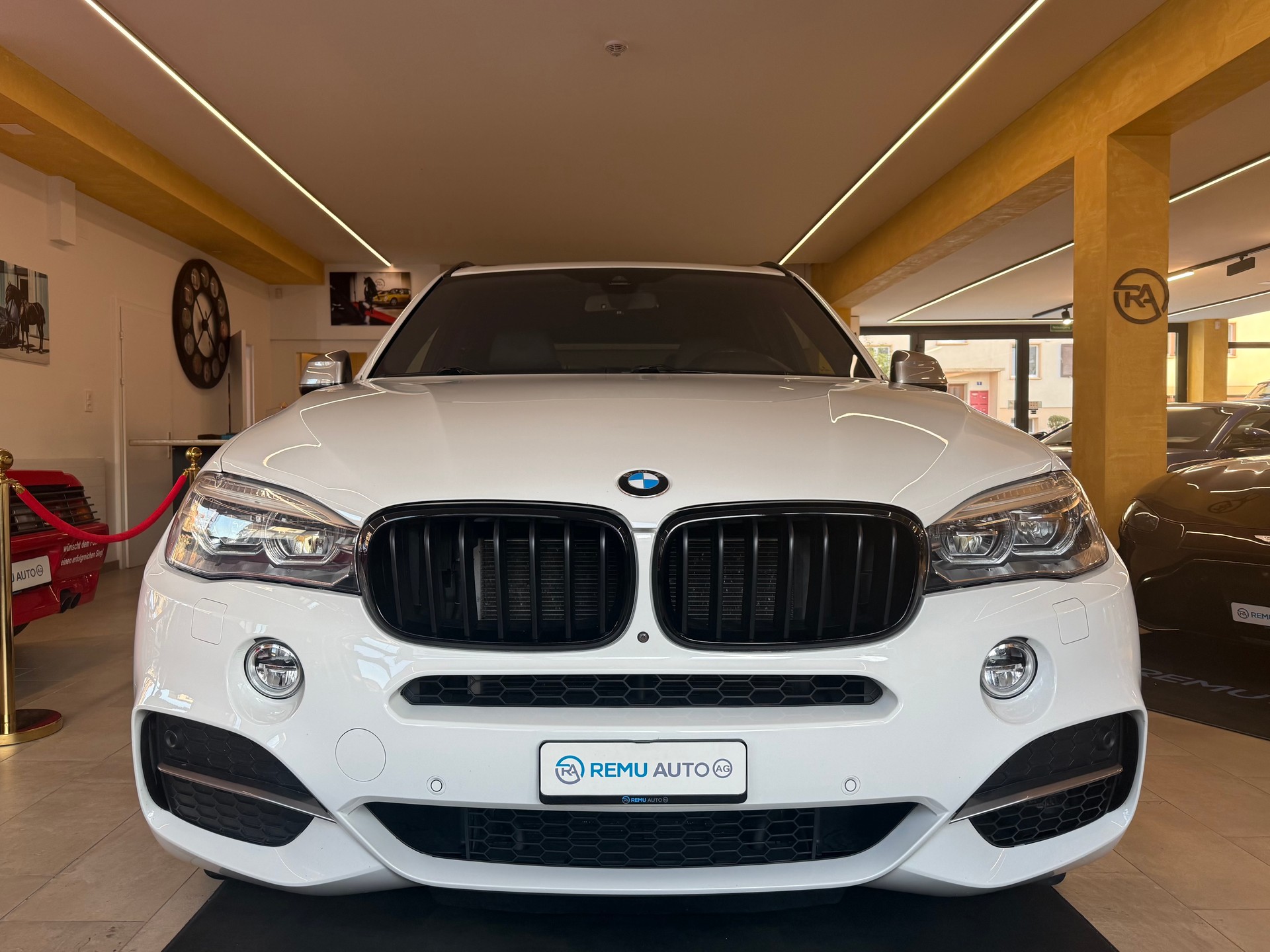 BMW X5 xDrive M50d Steptronic-image-8