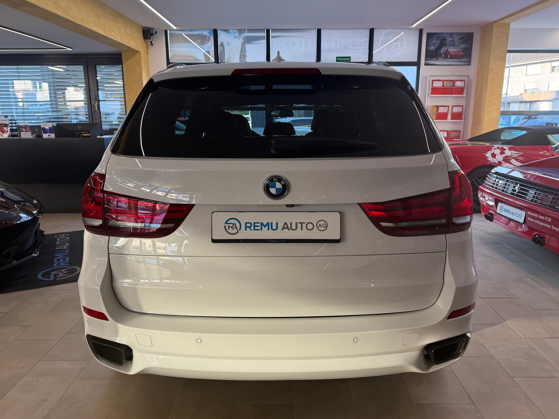 BMW X5 xDrive M50d Steptronic-image-3