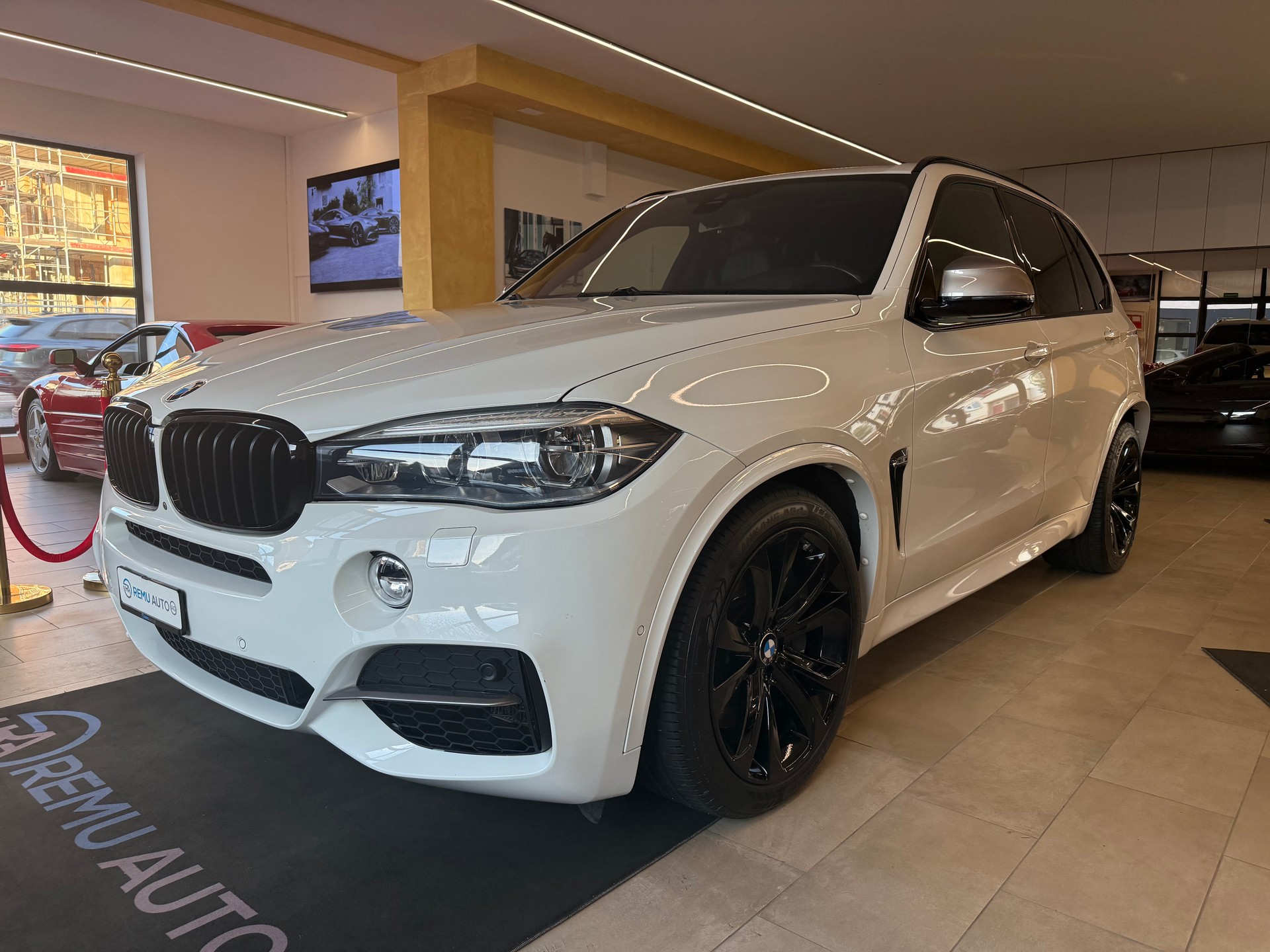 BMW X5 xDrive M50d Steptronic-image-7