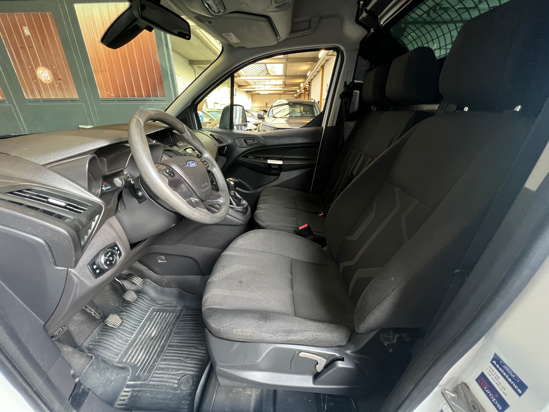 FORD Transit Connect Van T220 1.5 TDCi Trend-image-5