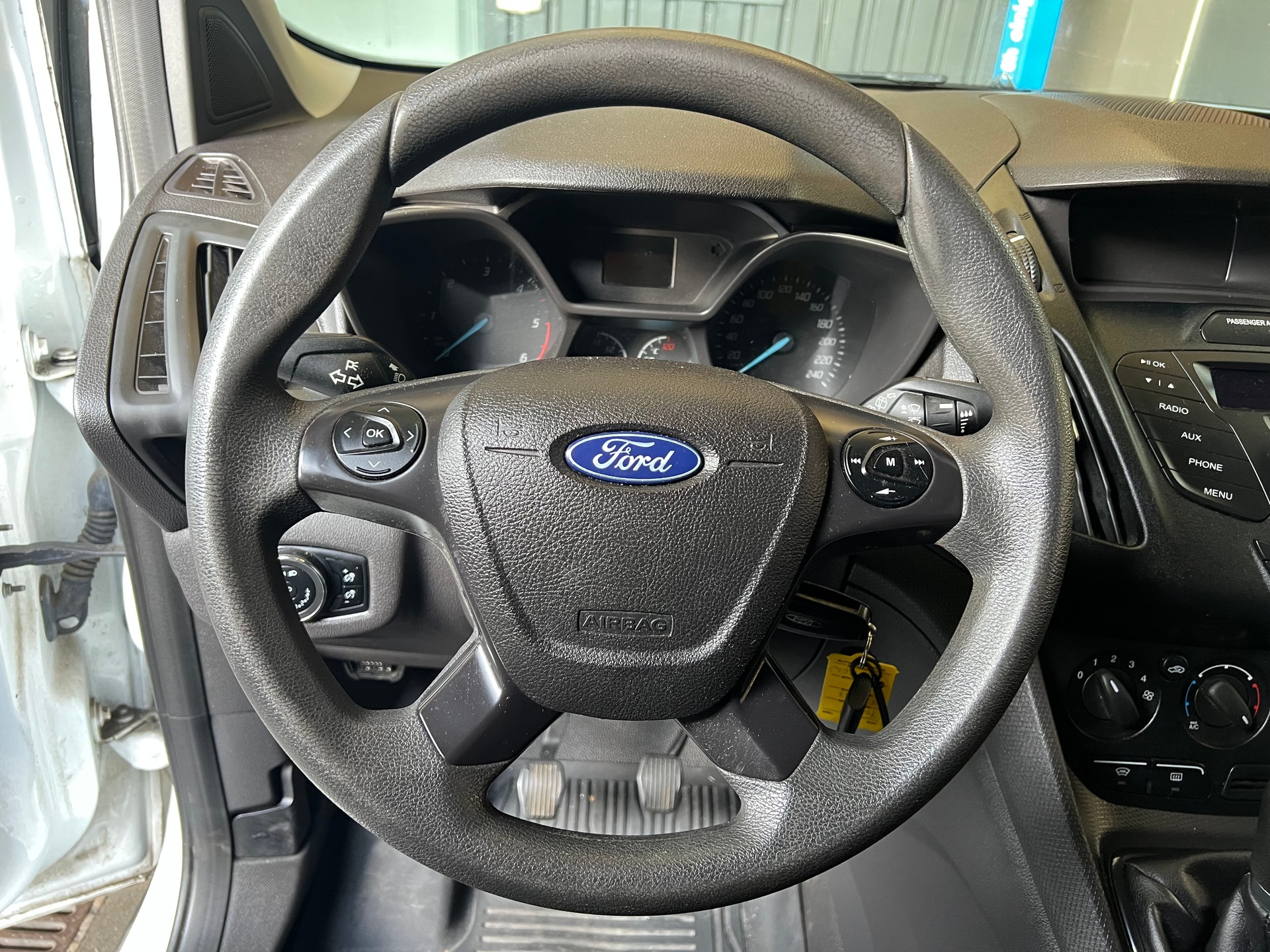 FORD Transit Connect Van T220 1.5 TDCi Trend-image-4