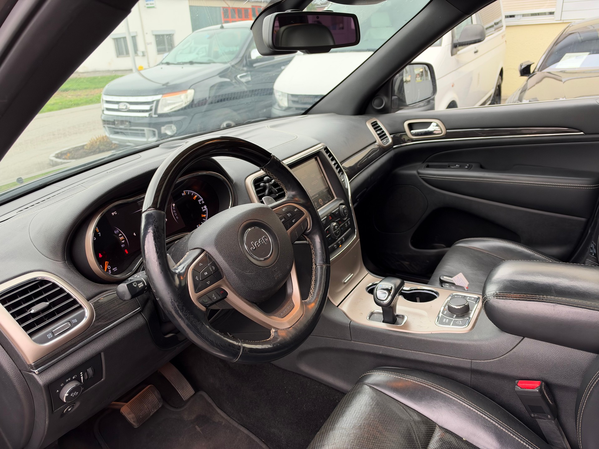 JEEP Grand Cherokee 3.6 V6 Overland Automatic-image-19