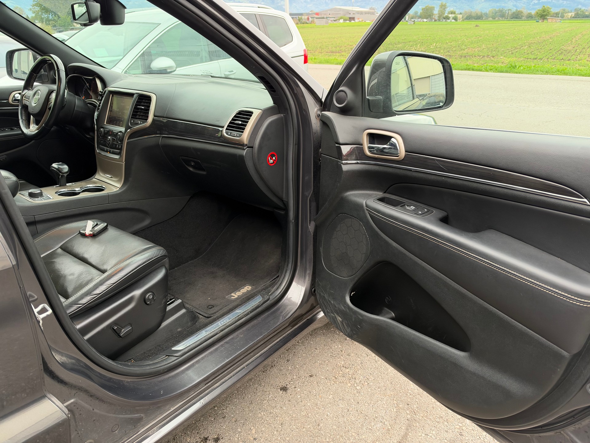 JEEP Grand Cherokee 3.6 V6 Overland Automatic-image-16