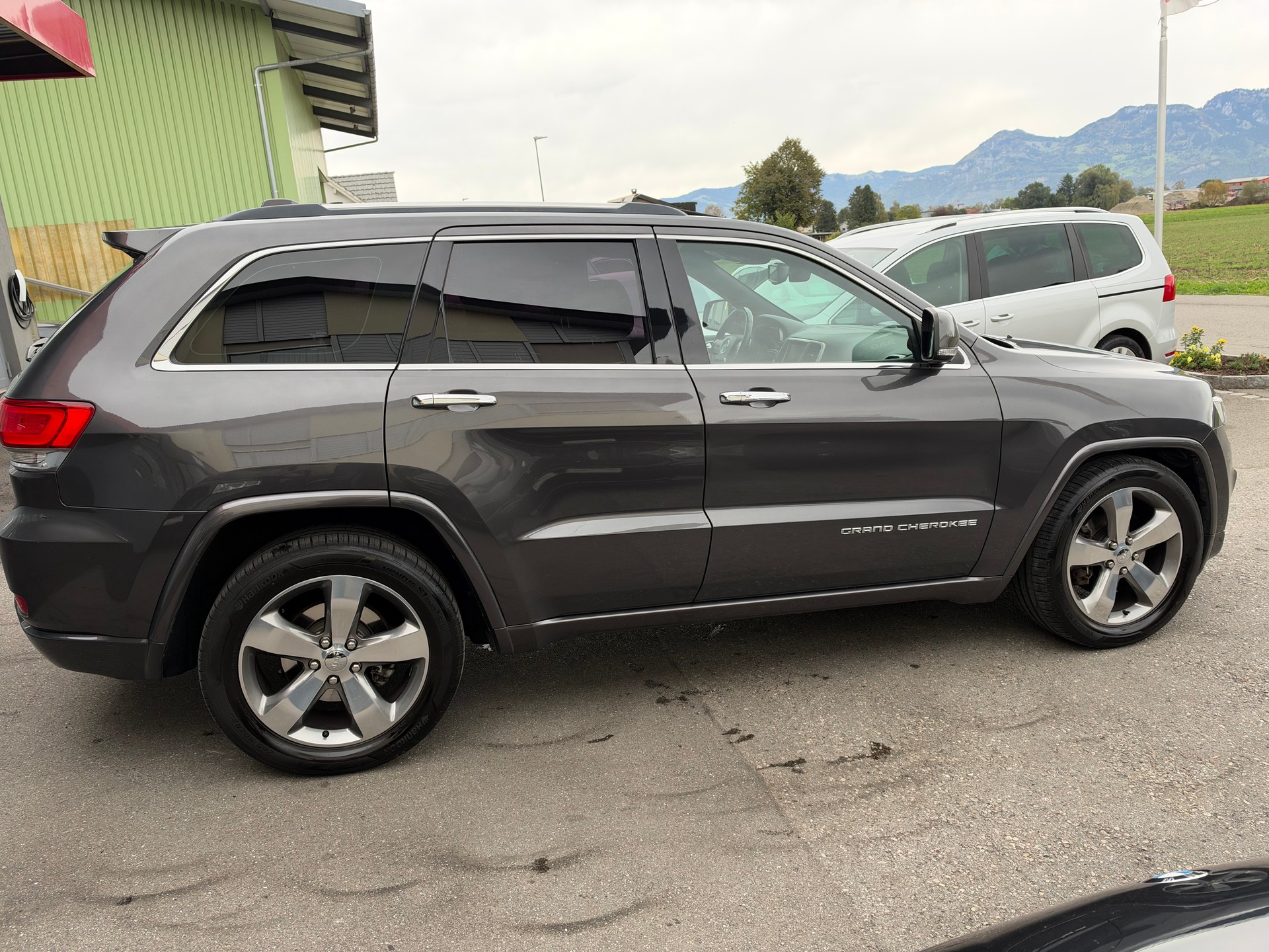 JEEP Grand Cherokee 3.6 V6 Overland Automatic-image-13