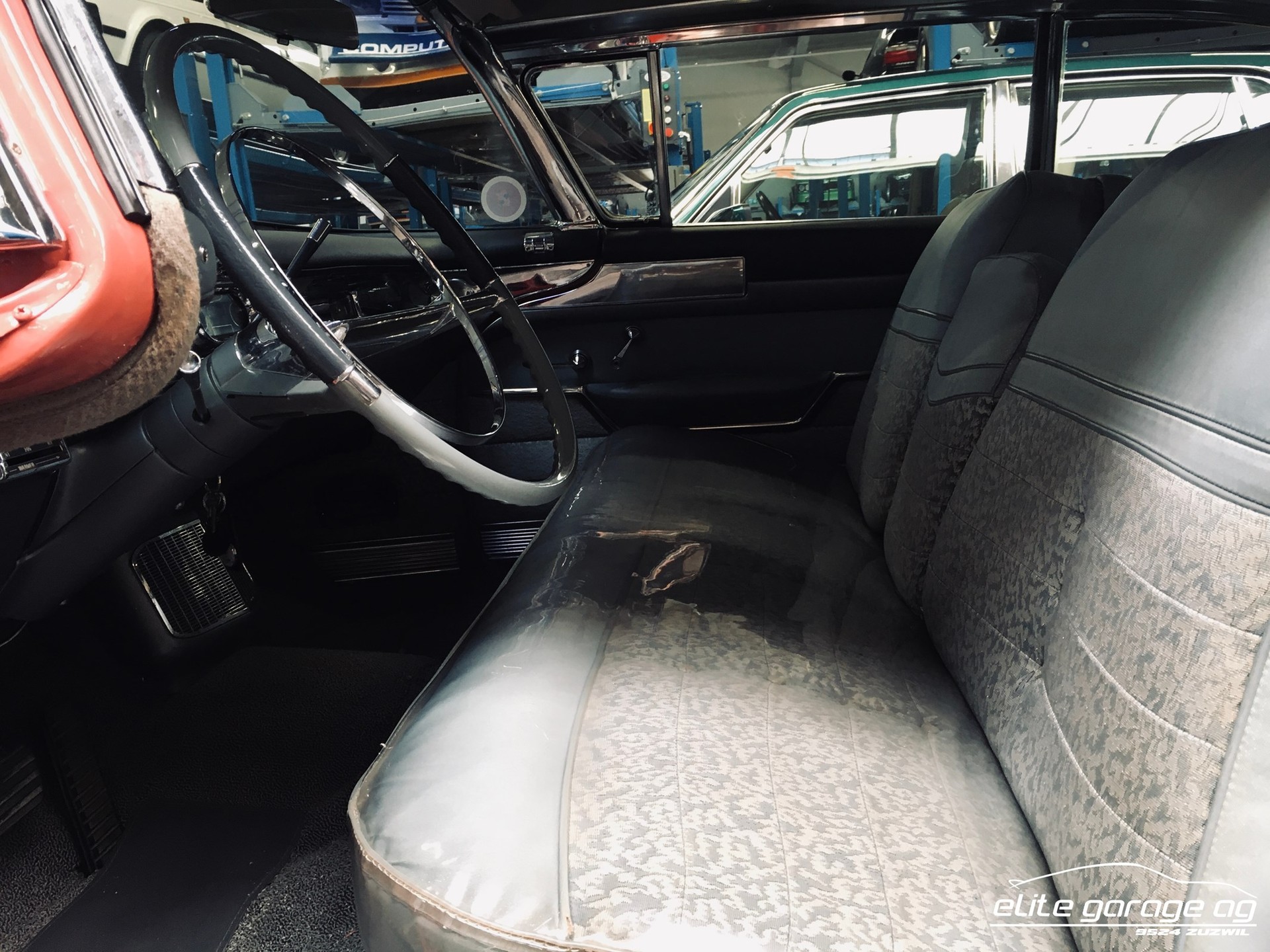 CADILLAC Coupé DeVille Series 62-image-12