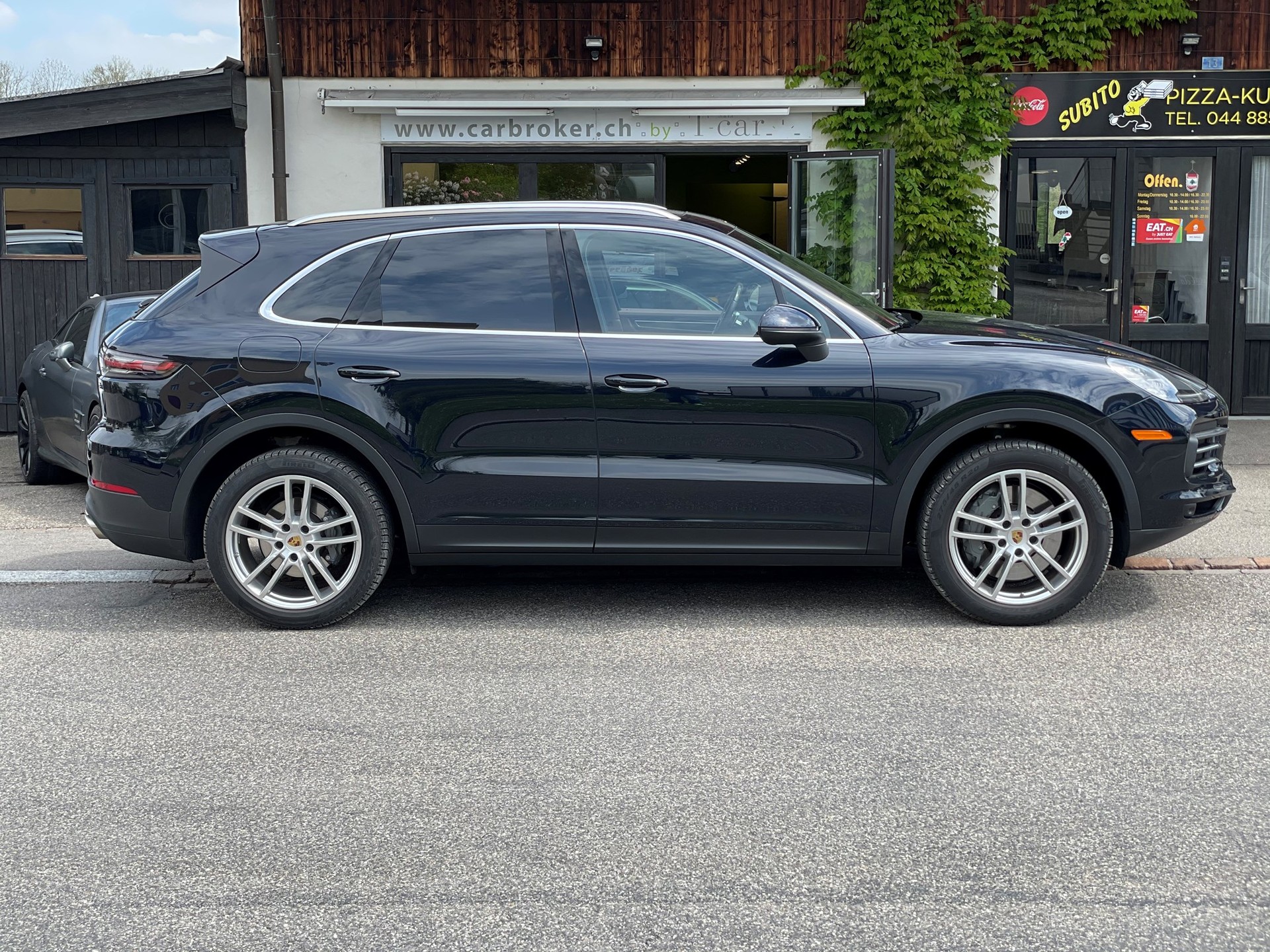 PORSCHE Cayenne S-image-7