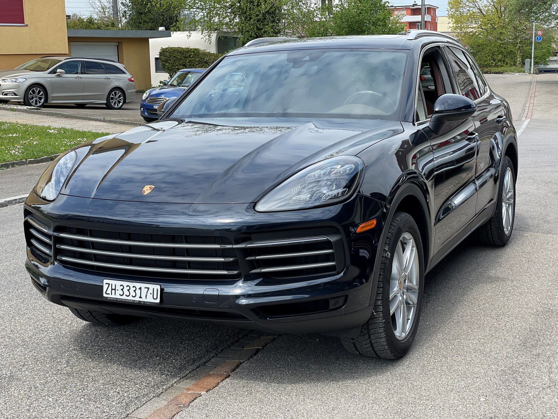 PORSCHE Cayenne S-image-4