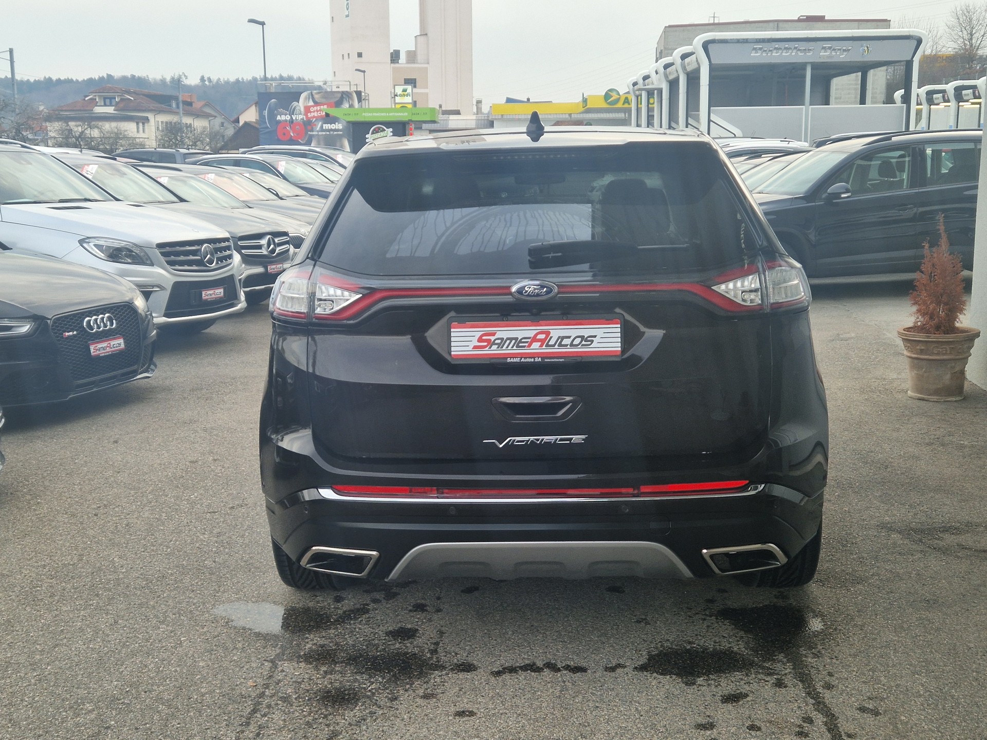 FORD Edge 2.0 TDCi Vignale 4WD PowerShift-image-2